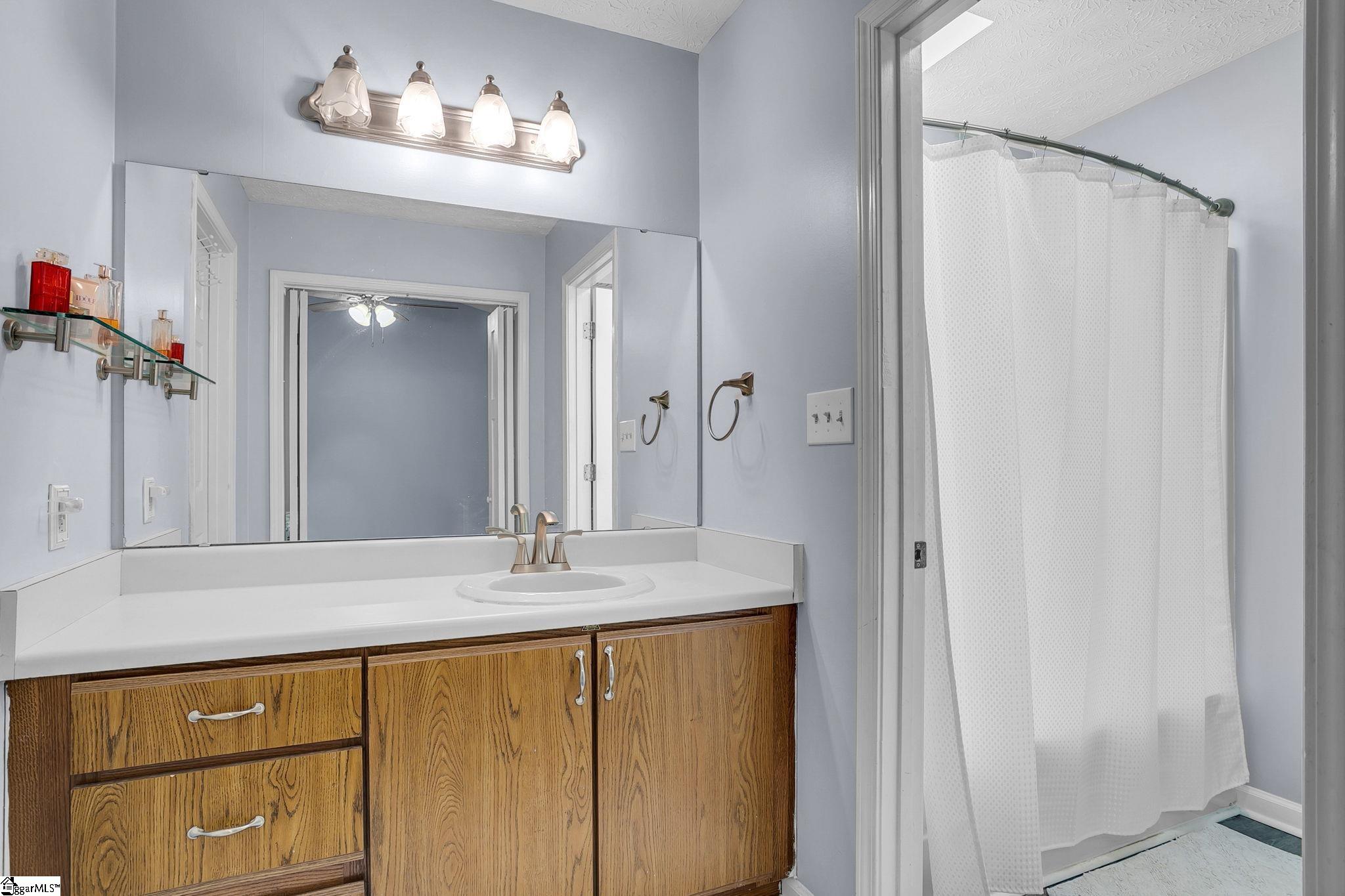 75 Forest Lake Drive Simpsonville, SC 29681