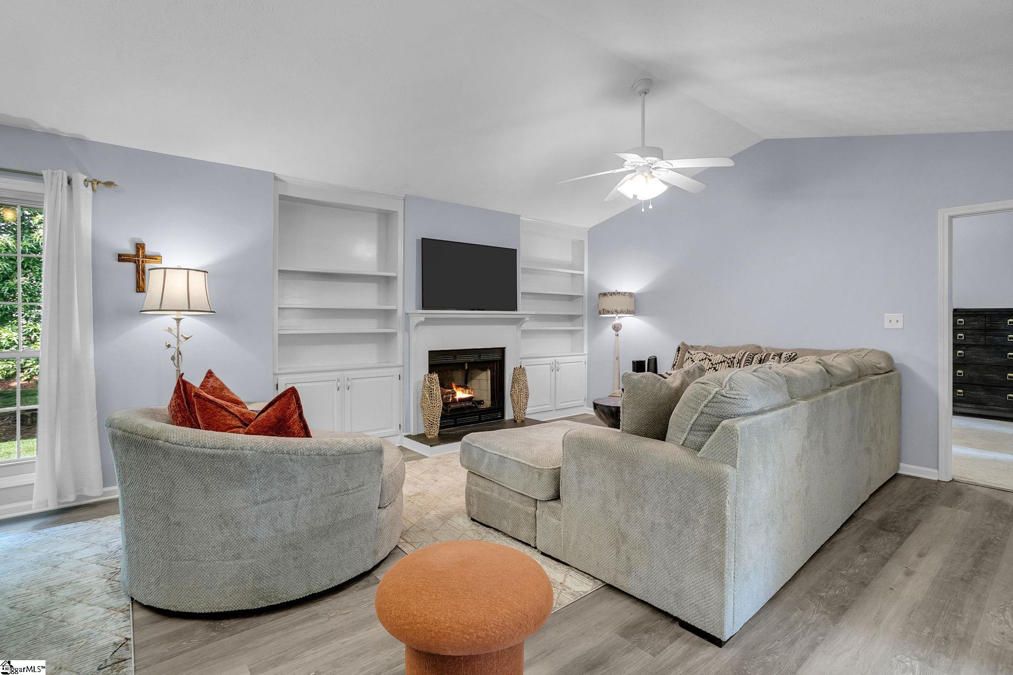 75 Forest Lake Drive Simpsonville, SC 29681