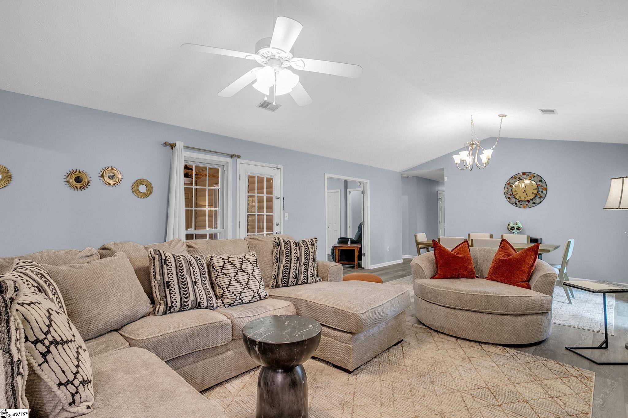 75 Forest Lake Drive Simpsonville, SC 29681