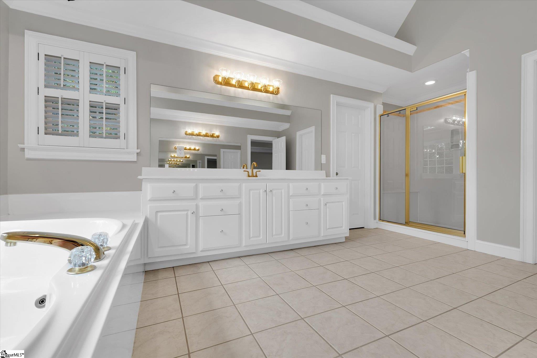 4 Fenwick Place Greer, SC 29650