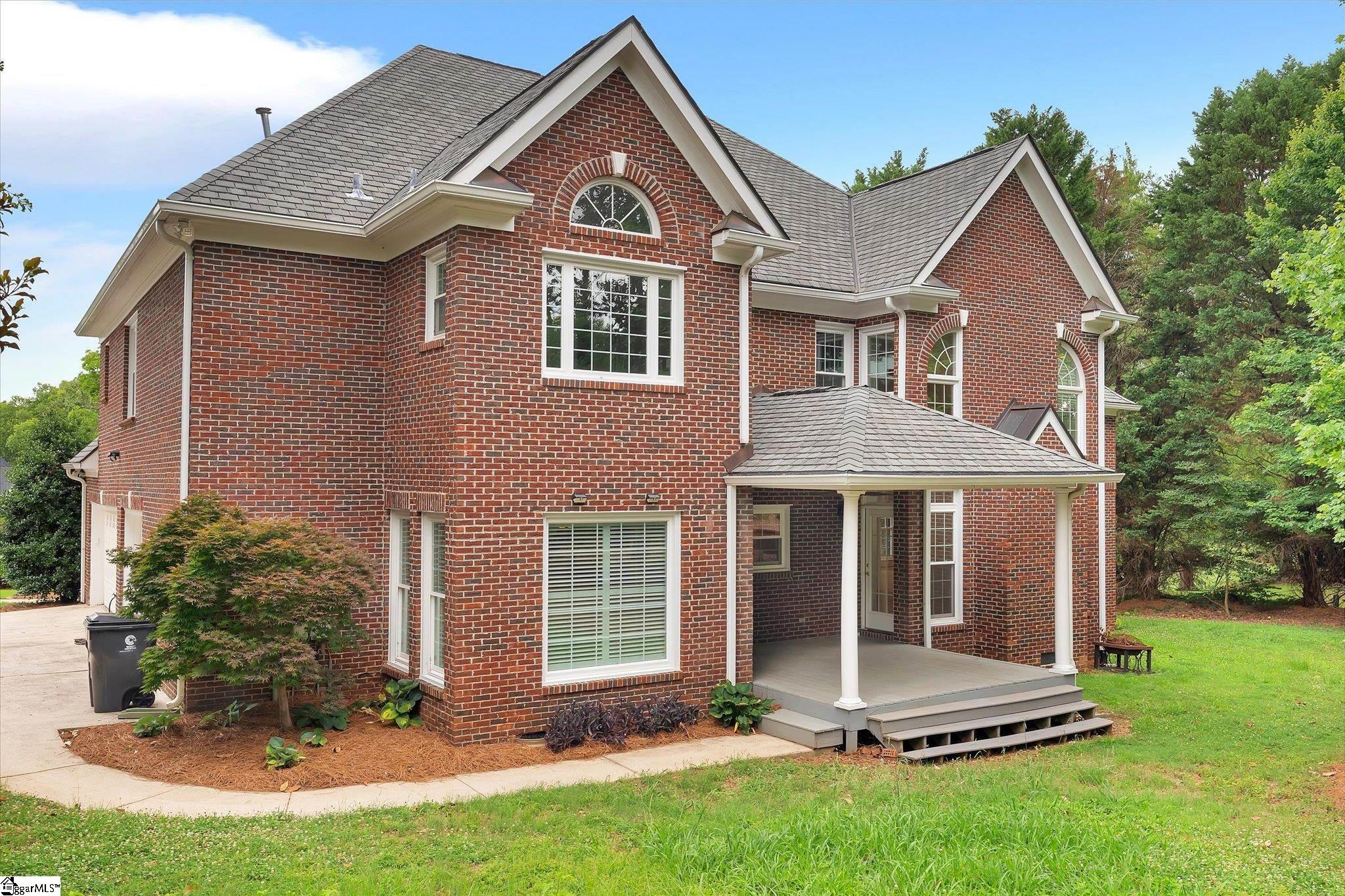 4 Fenwick Place Greer, SC 29650