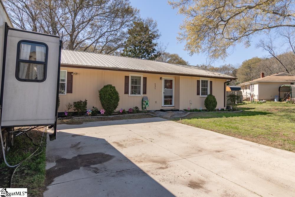 531 Stone Drive Anderson, SC 29625