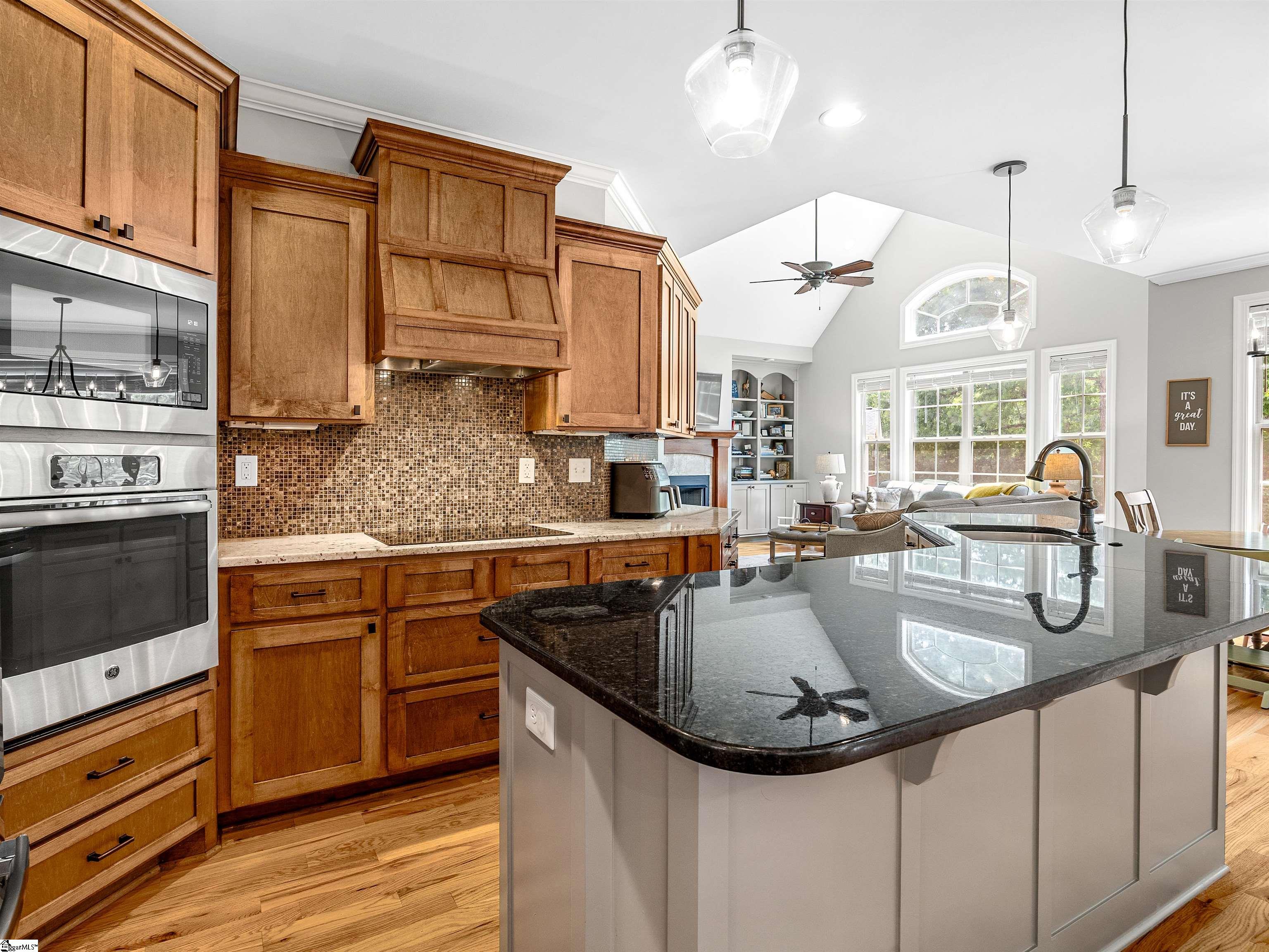 346 Roy Hall Way Campobello, SC 29322