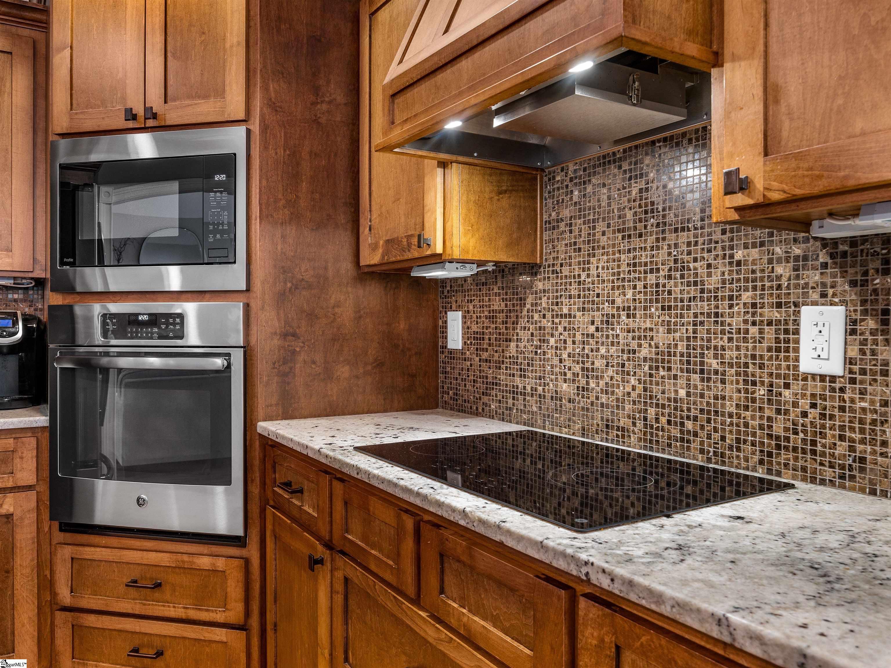 346 Roy Hall Way Campobello, SC 29322