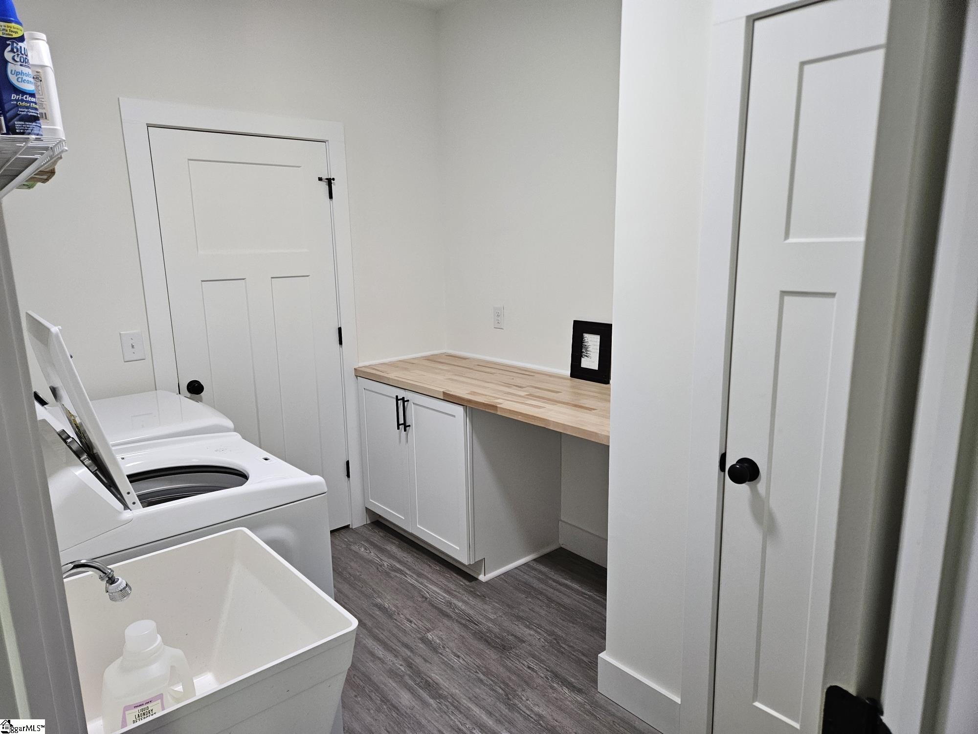 4220 N Blue Ridge Drive Greer, SC 29651