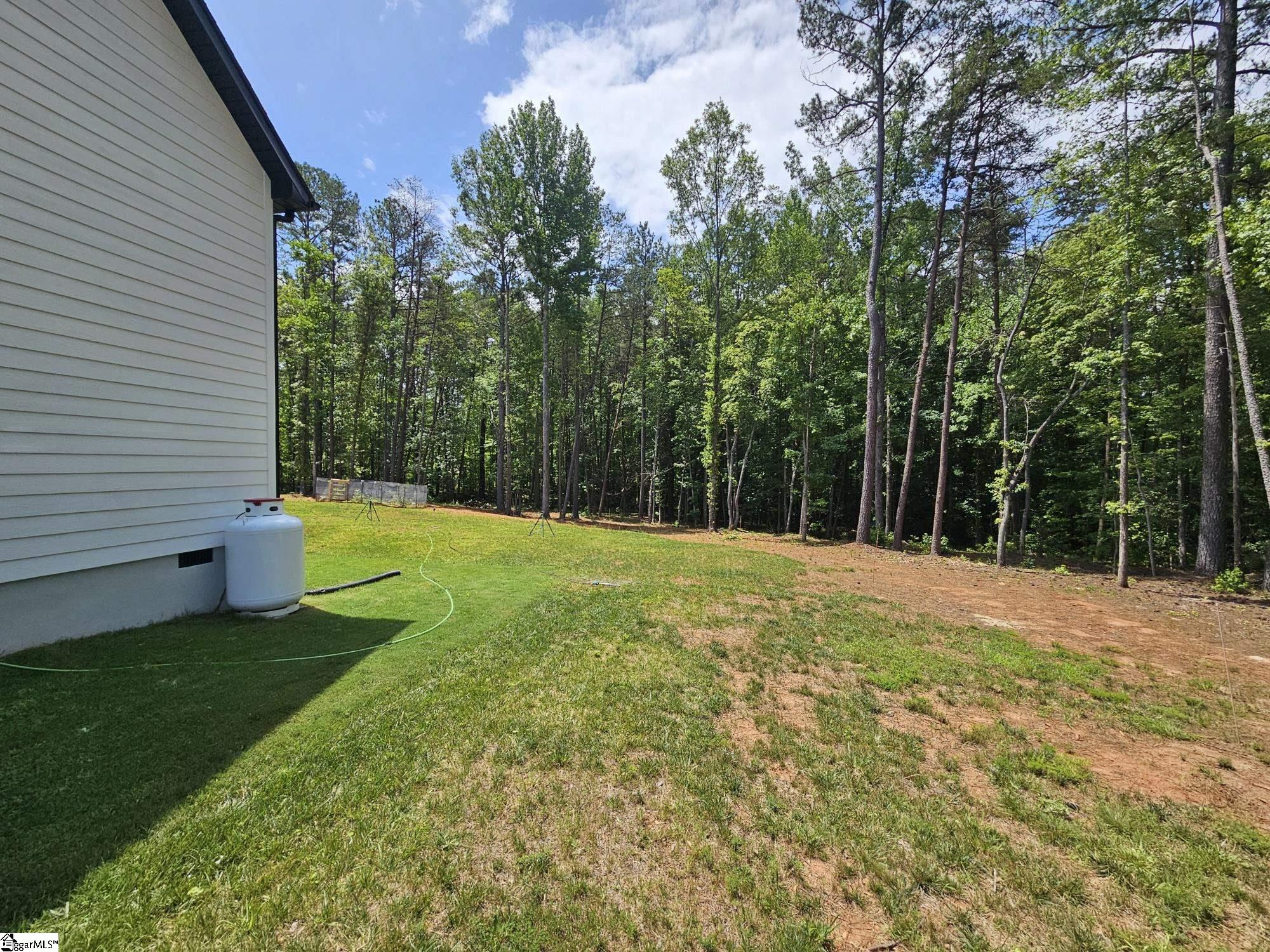 4220 N Blue Ridge Drive Greer, SC 29651