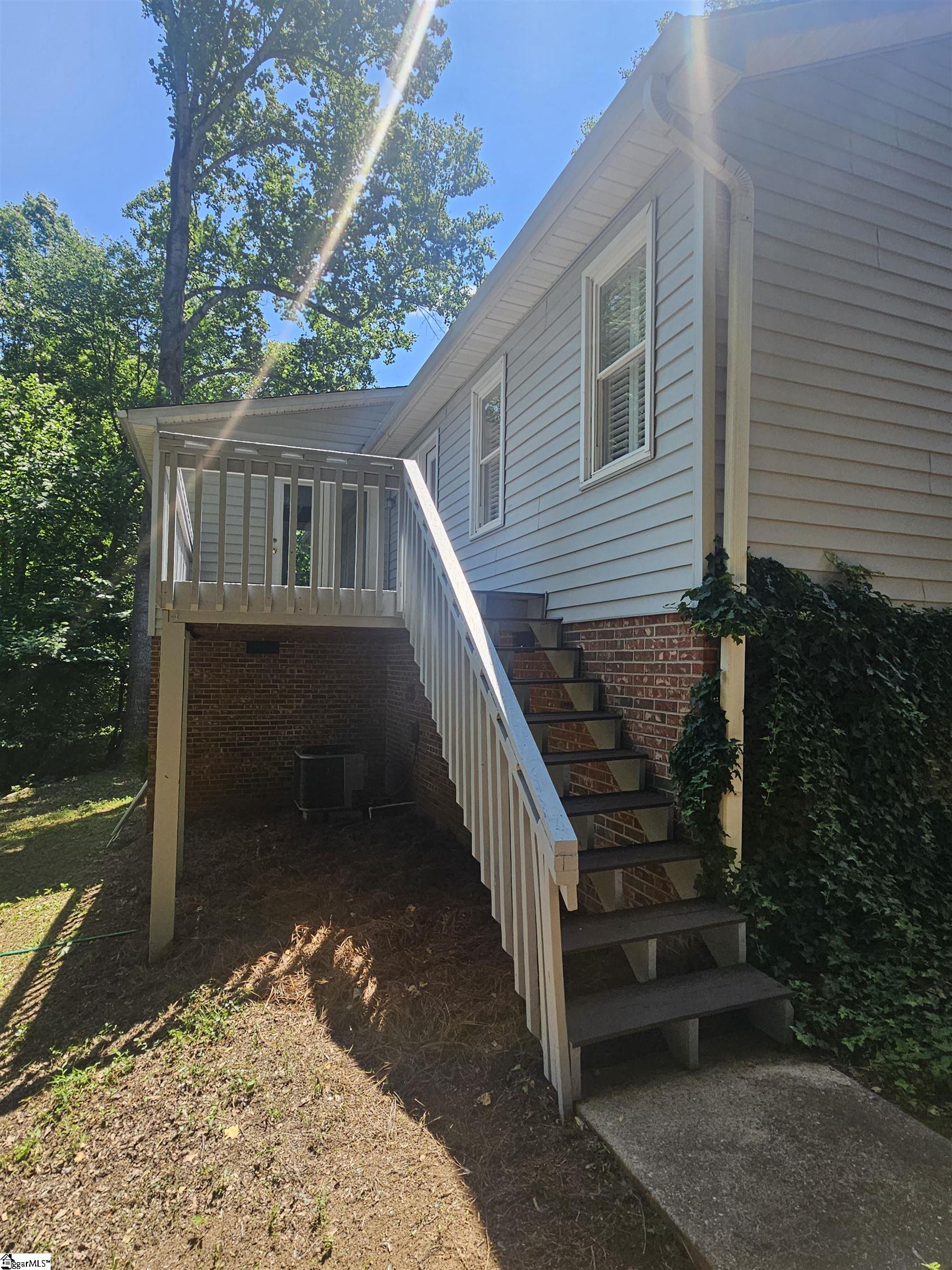803 Dillard Road Greer, SC 29650