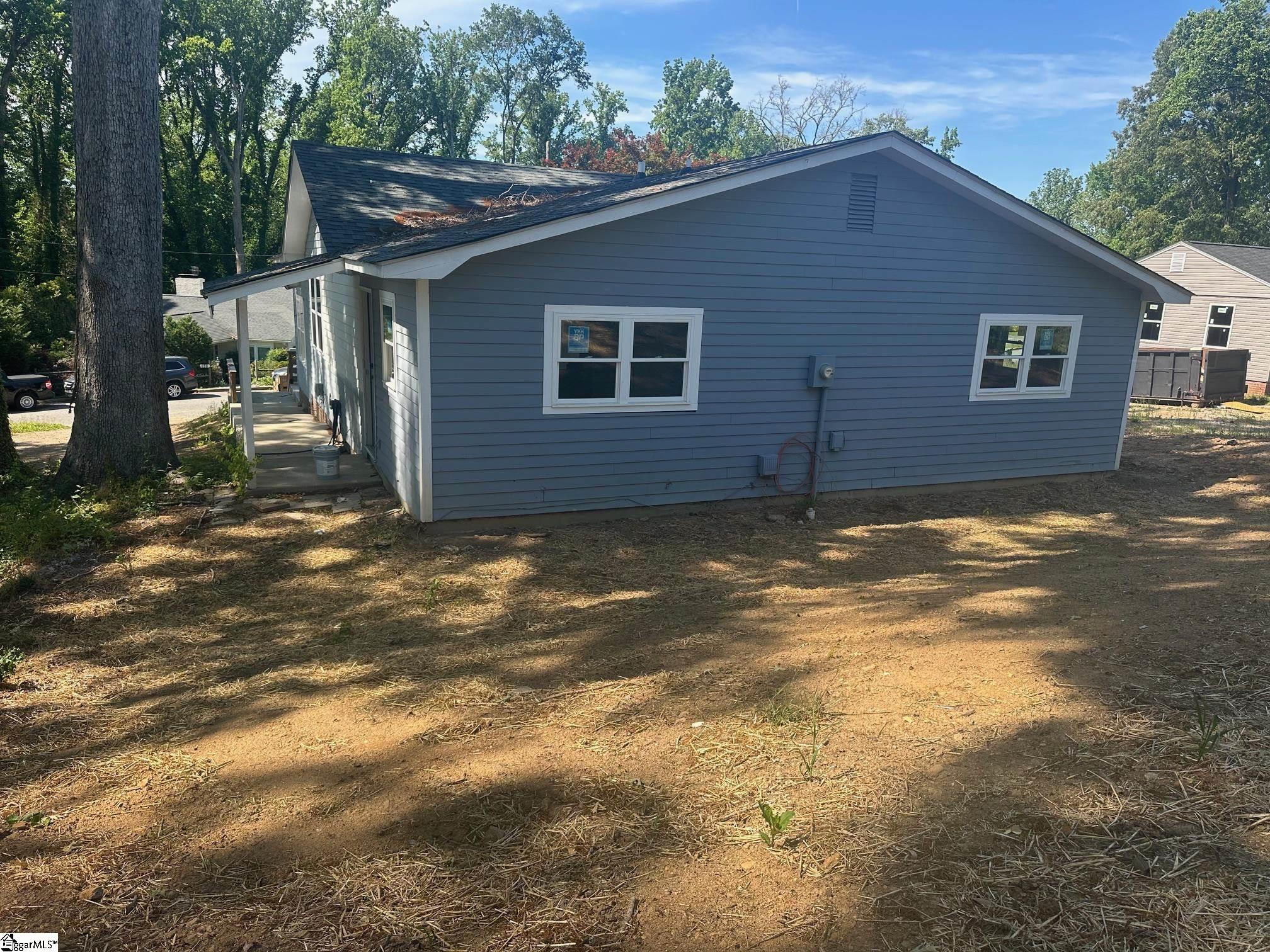 189 Converse Circle Spartanburg, SC 29302