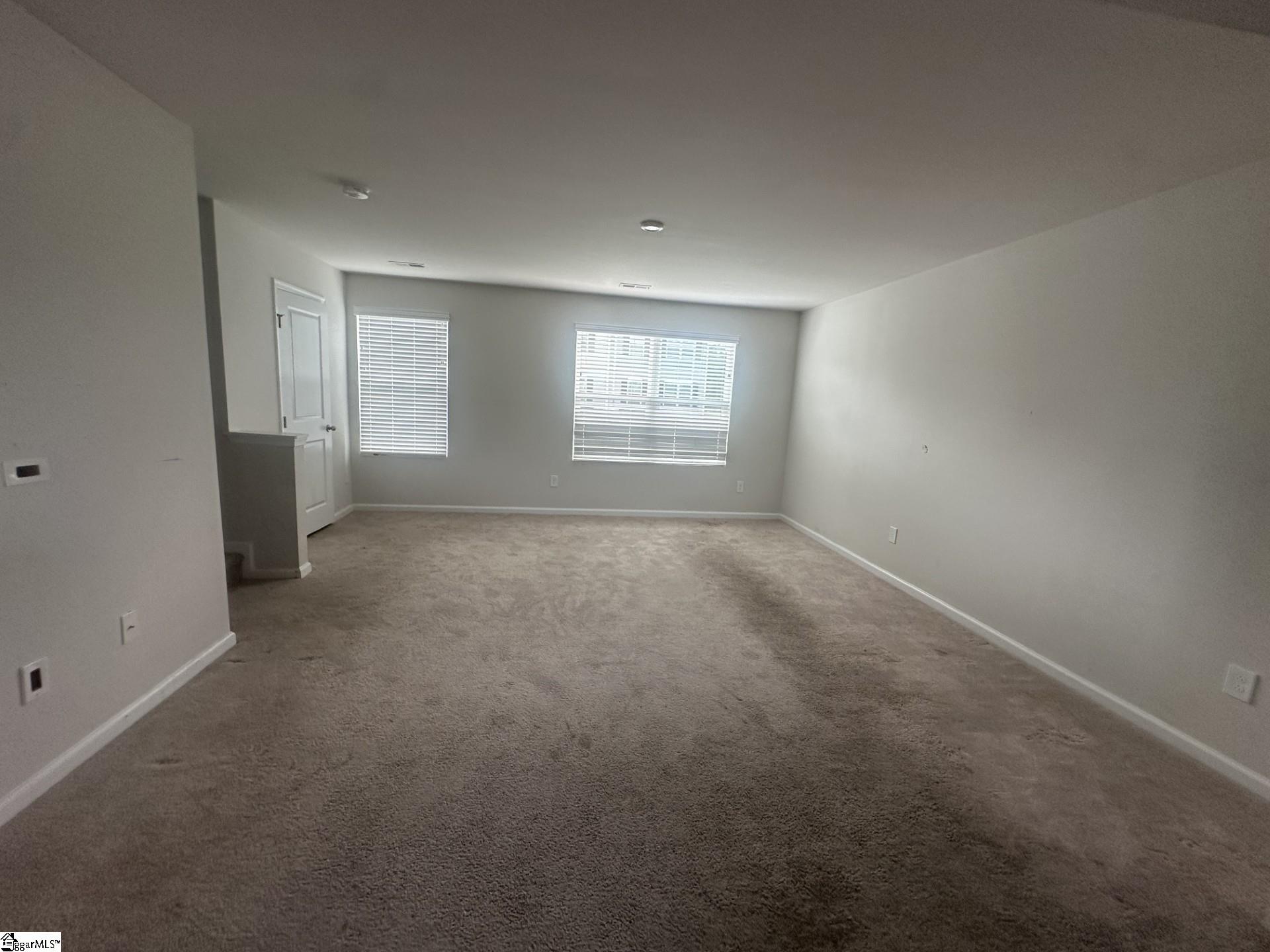 318 Parkridge Way Simpsonville, SC 29680