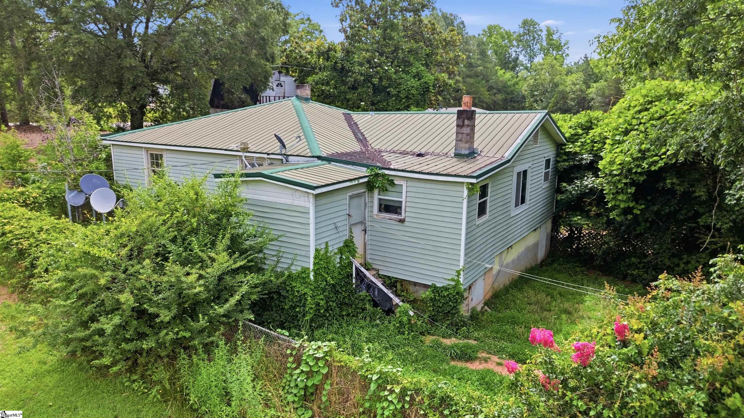 1432 Blackstock Road Pauline, SC 29374