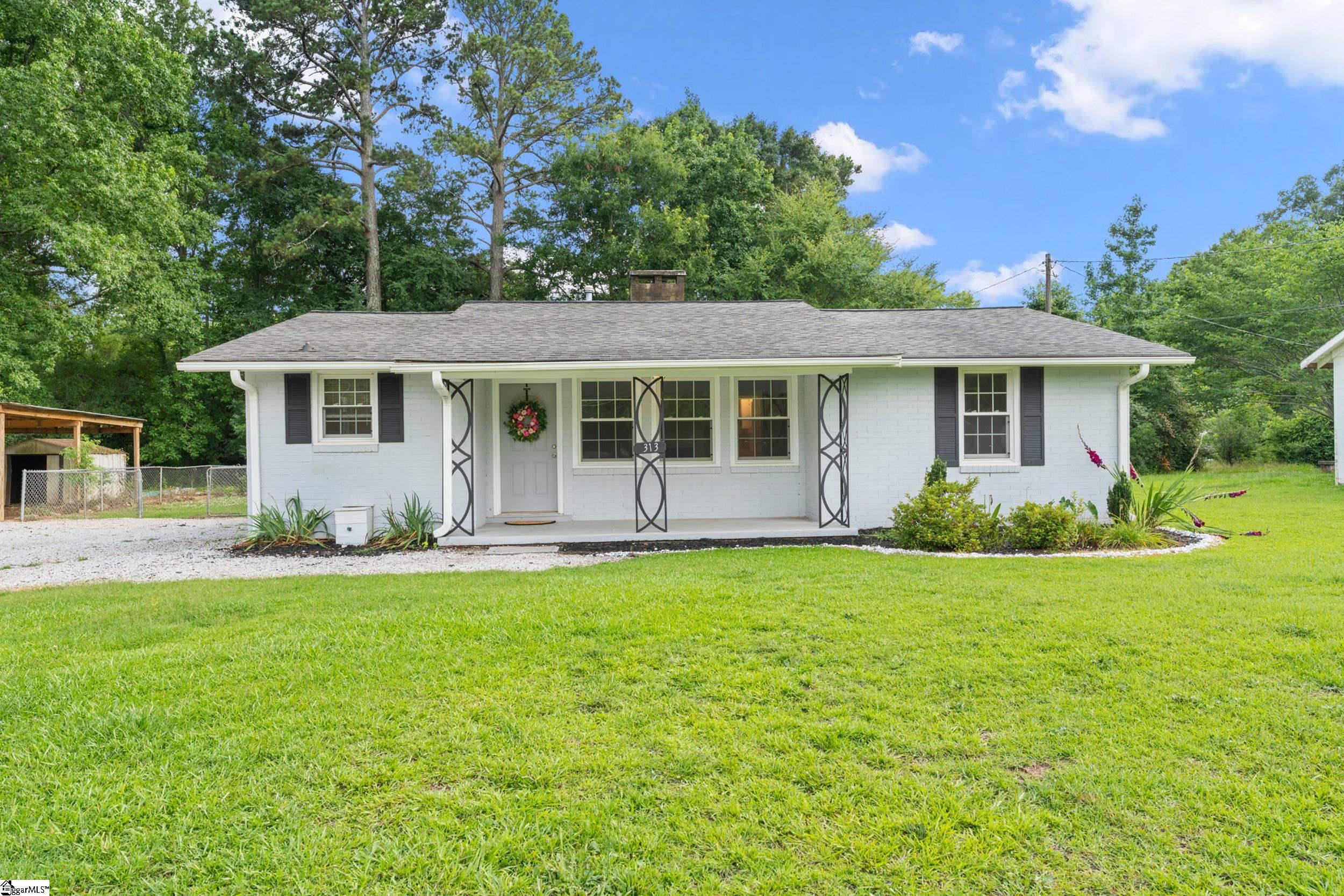 313 Lanham Street Greenwood, SC 29649