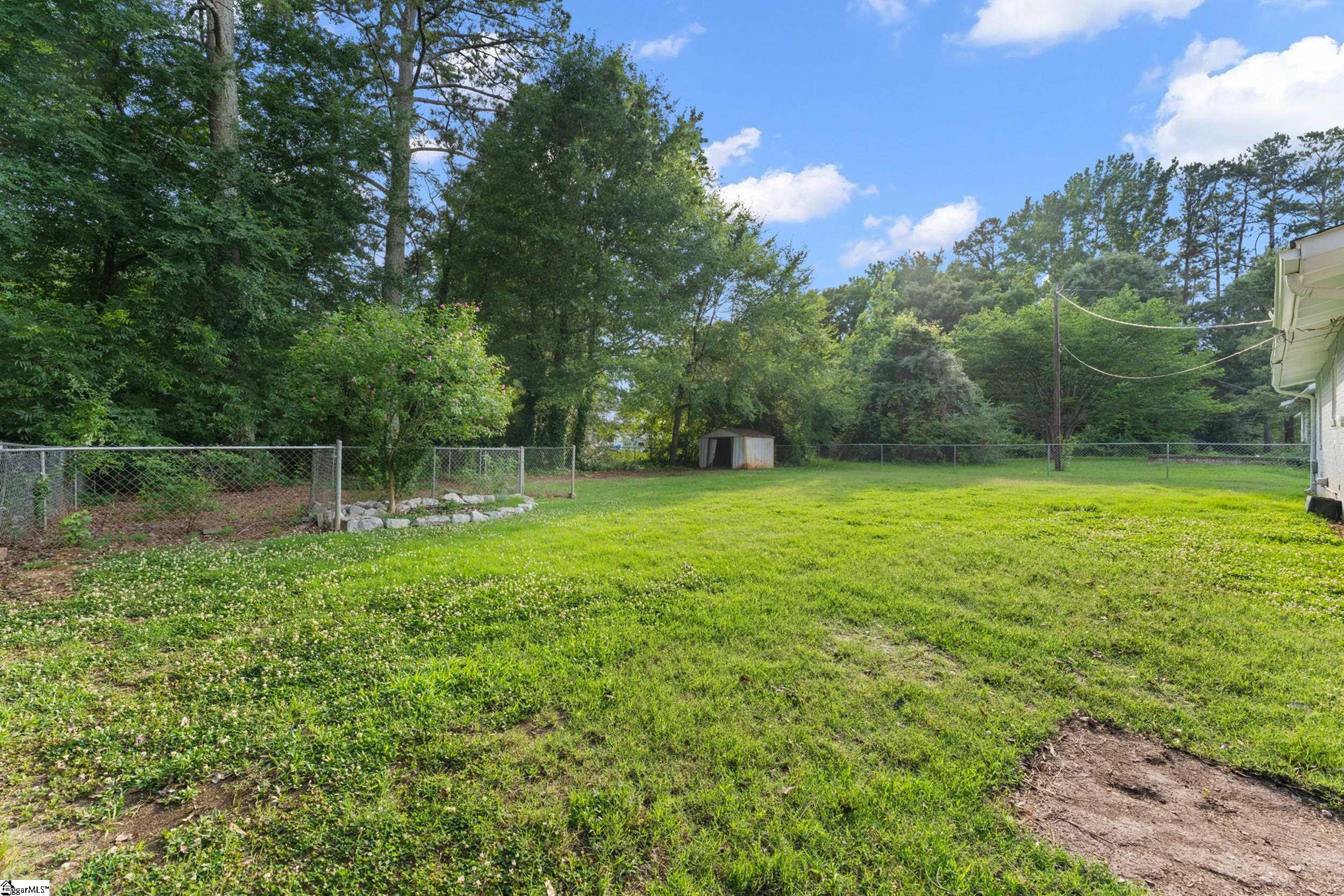 313 Lanham Street Greenwood, SC 29649