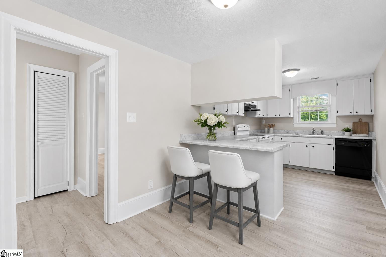 313 Lanham Street Greenwood, SC 29649