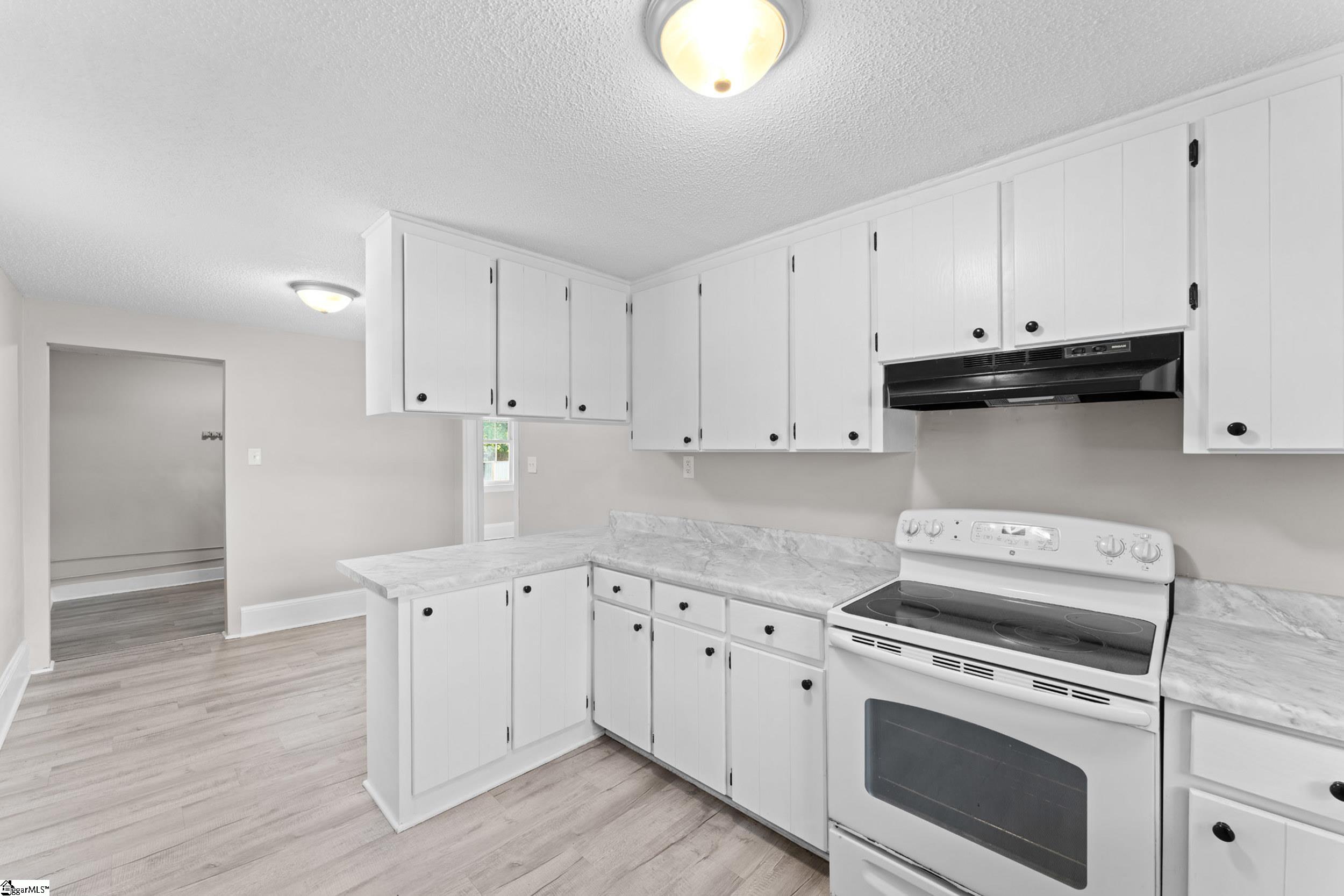 313 Lanham Street Greenwood, SC 29649