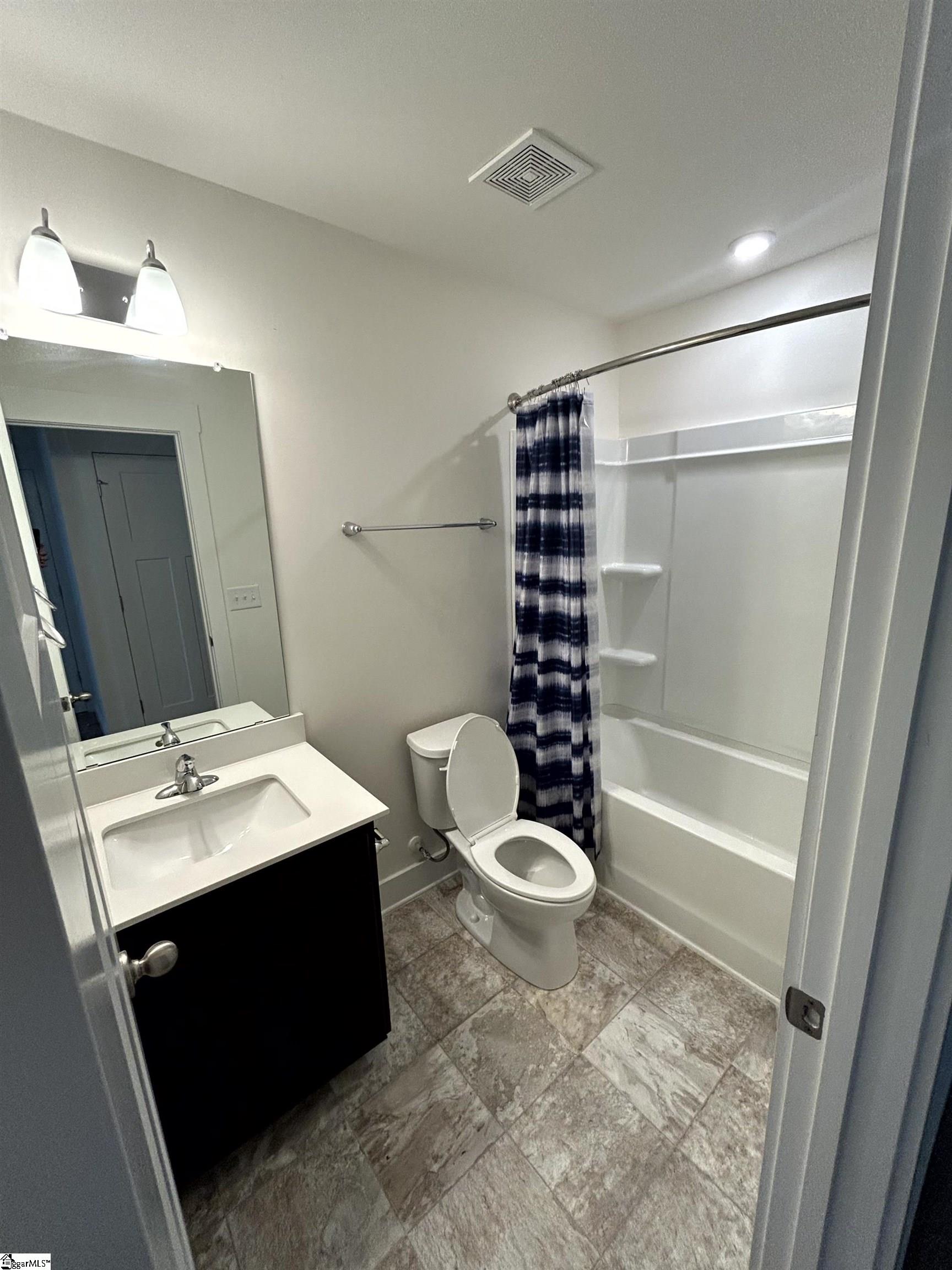 284 E Hayne Street Woodruff, SC 29388