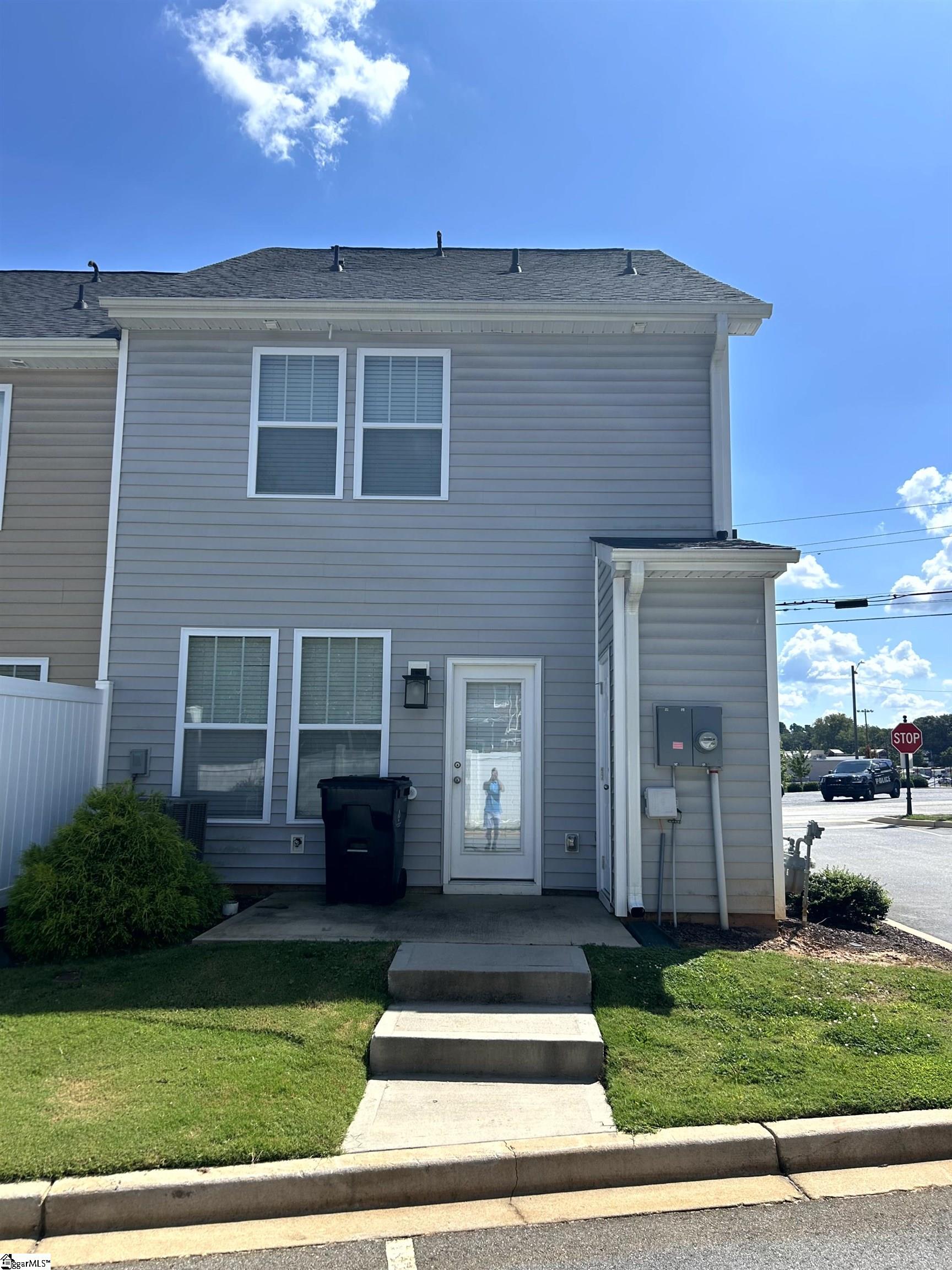 284 E Hayne Street Woodruff, SC 29388