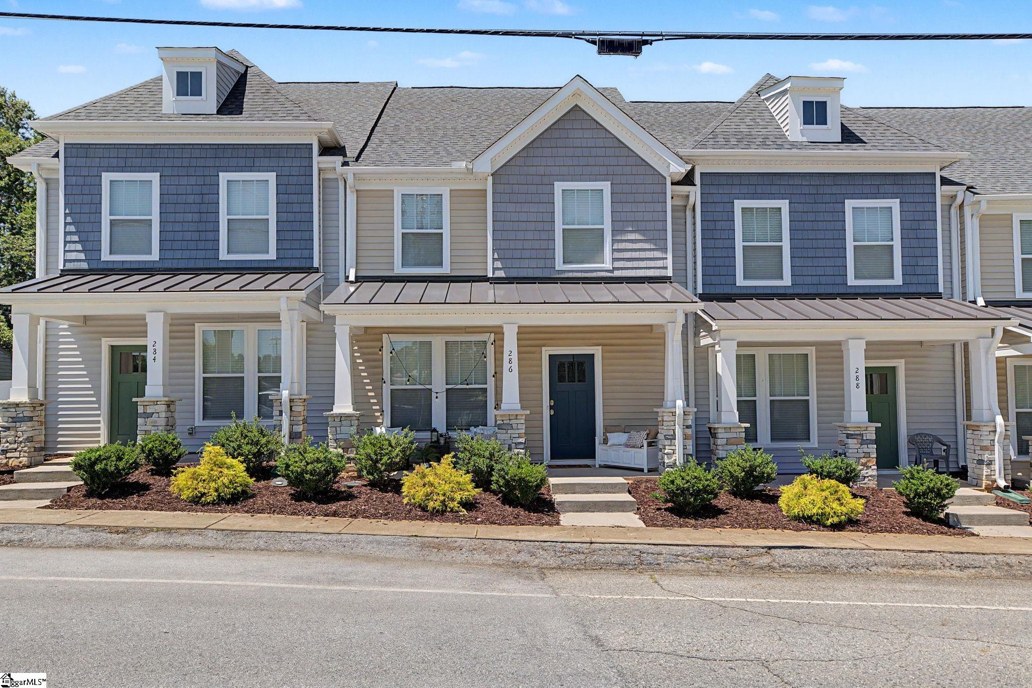 284 E Hayne Street Woodruff, SC 29388