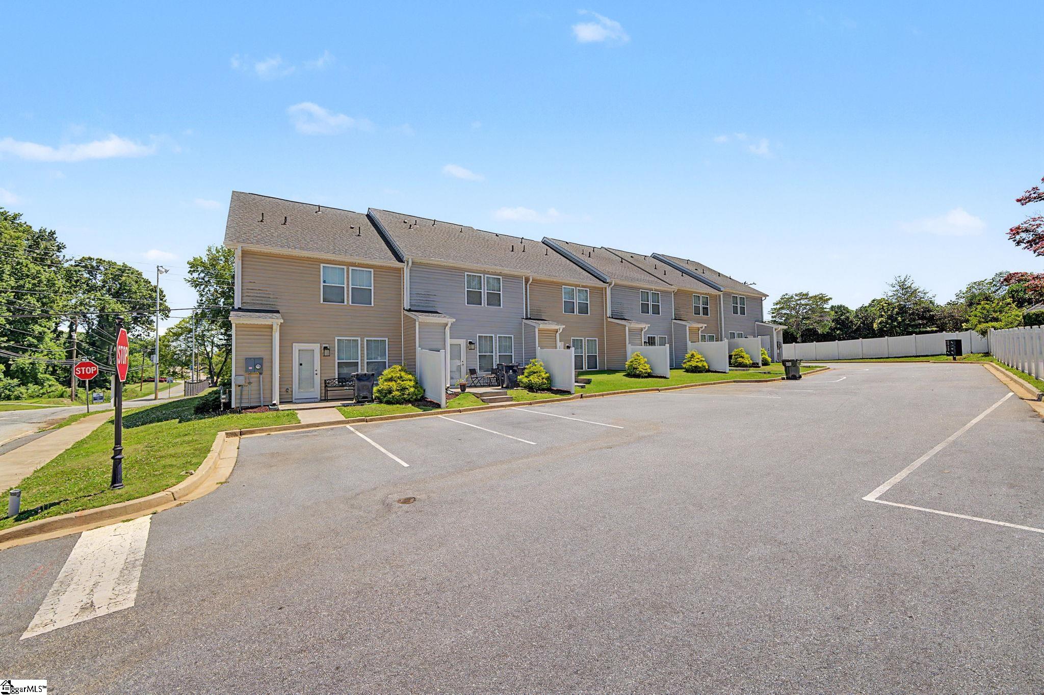 284 E Hayne Street Woodruff, SC 29388