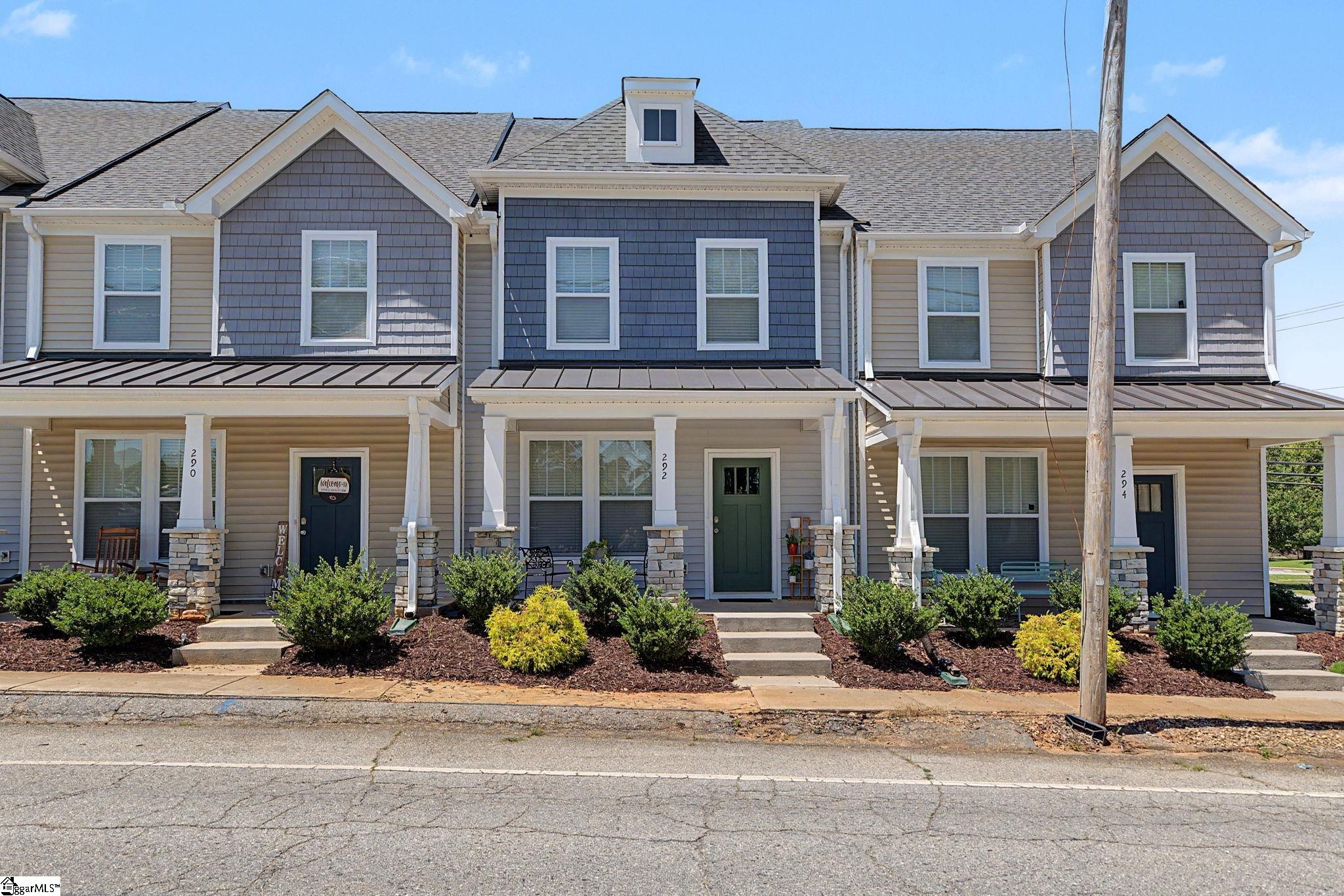 284 E Hayne Street Woodruff, SC 29388