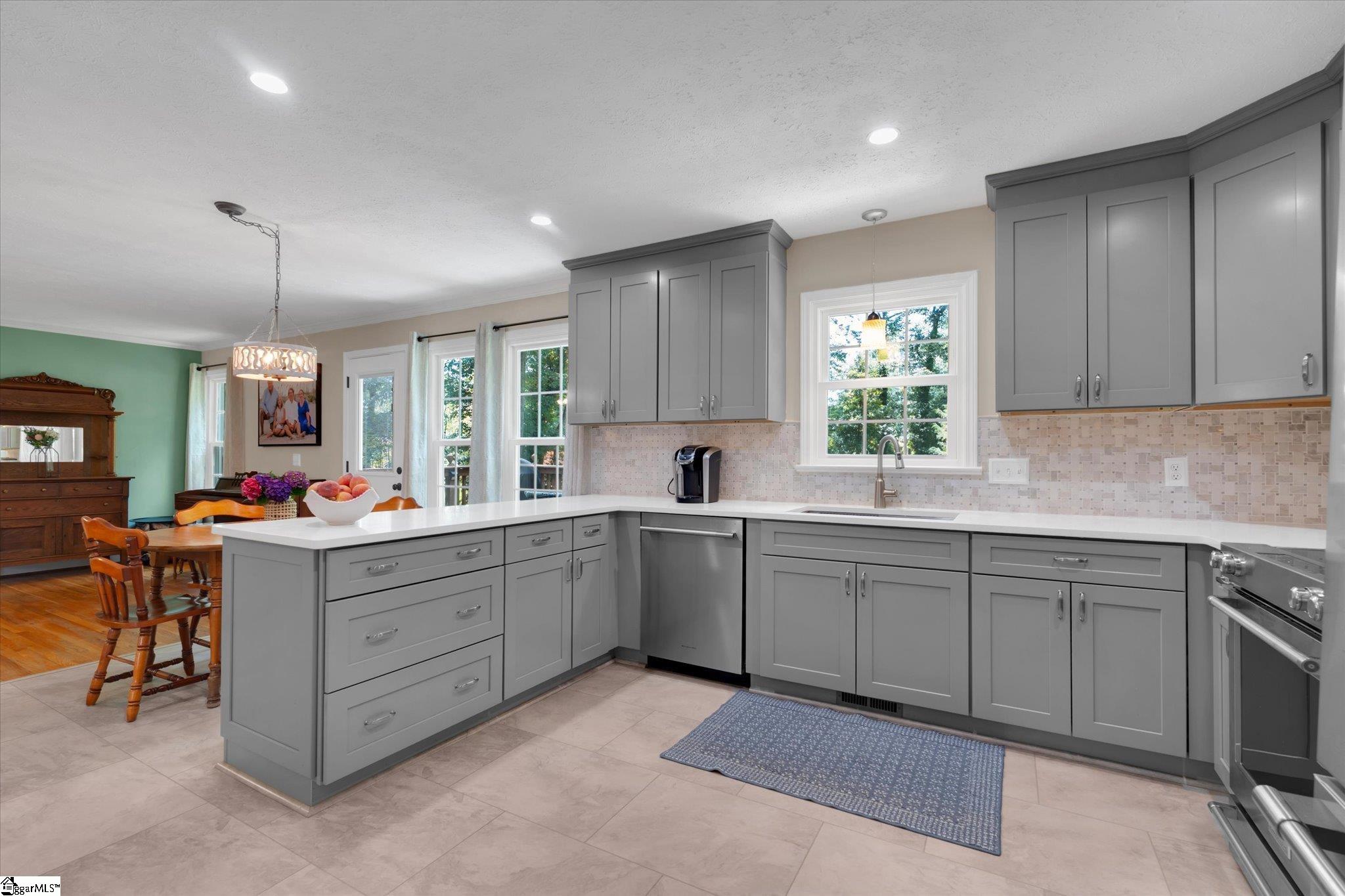 43 Woodhedge Court Mauldin, SC 29662