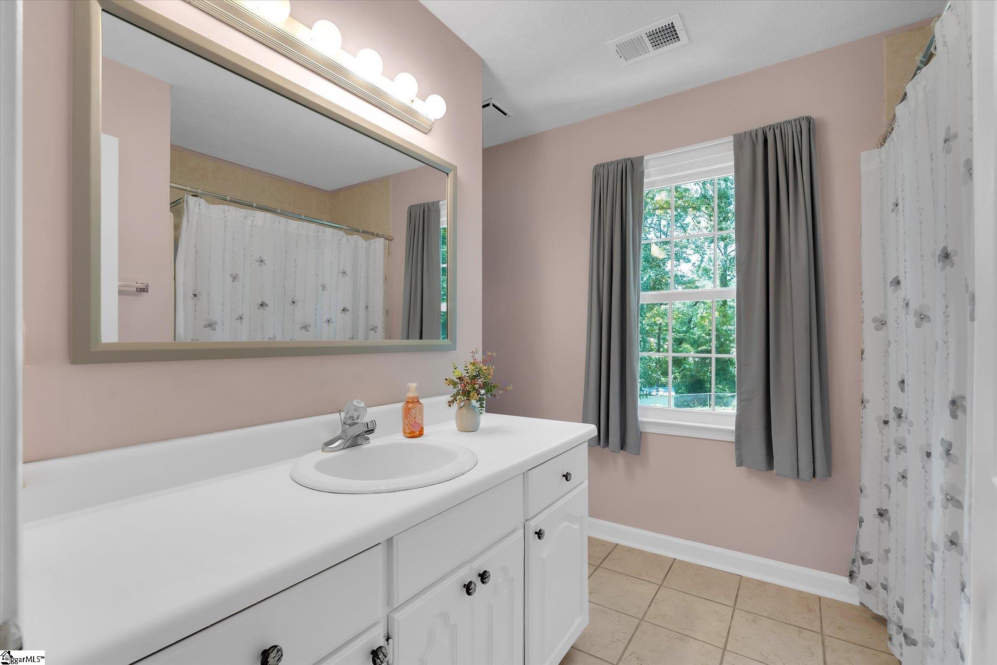 43 Woodhedge Court Mauldin, SC 29662