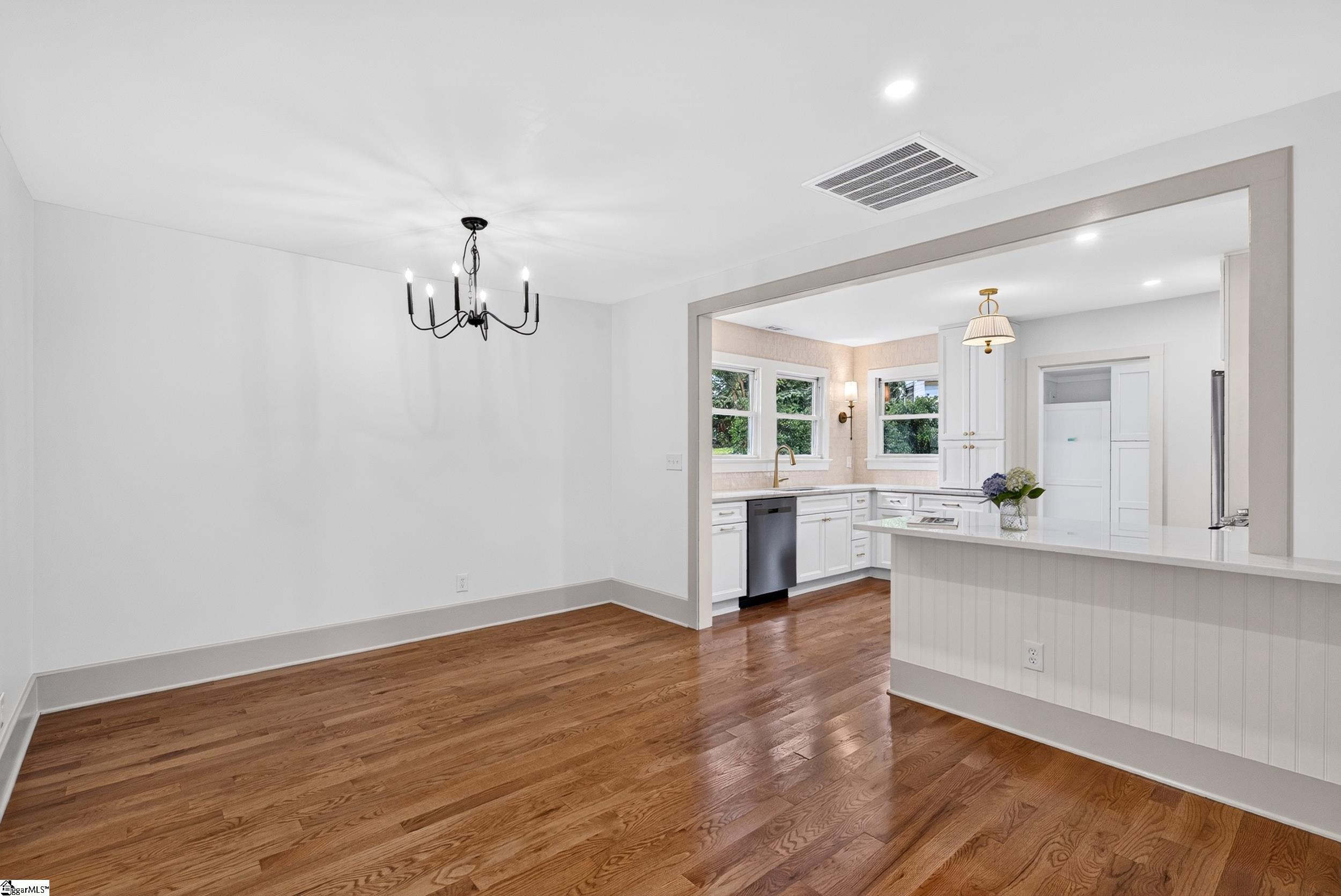 108 Beechwood Avenue Greenville, SC 29607
