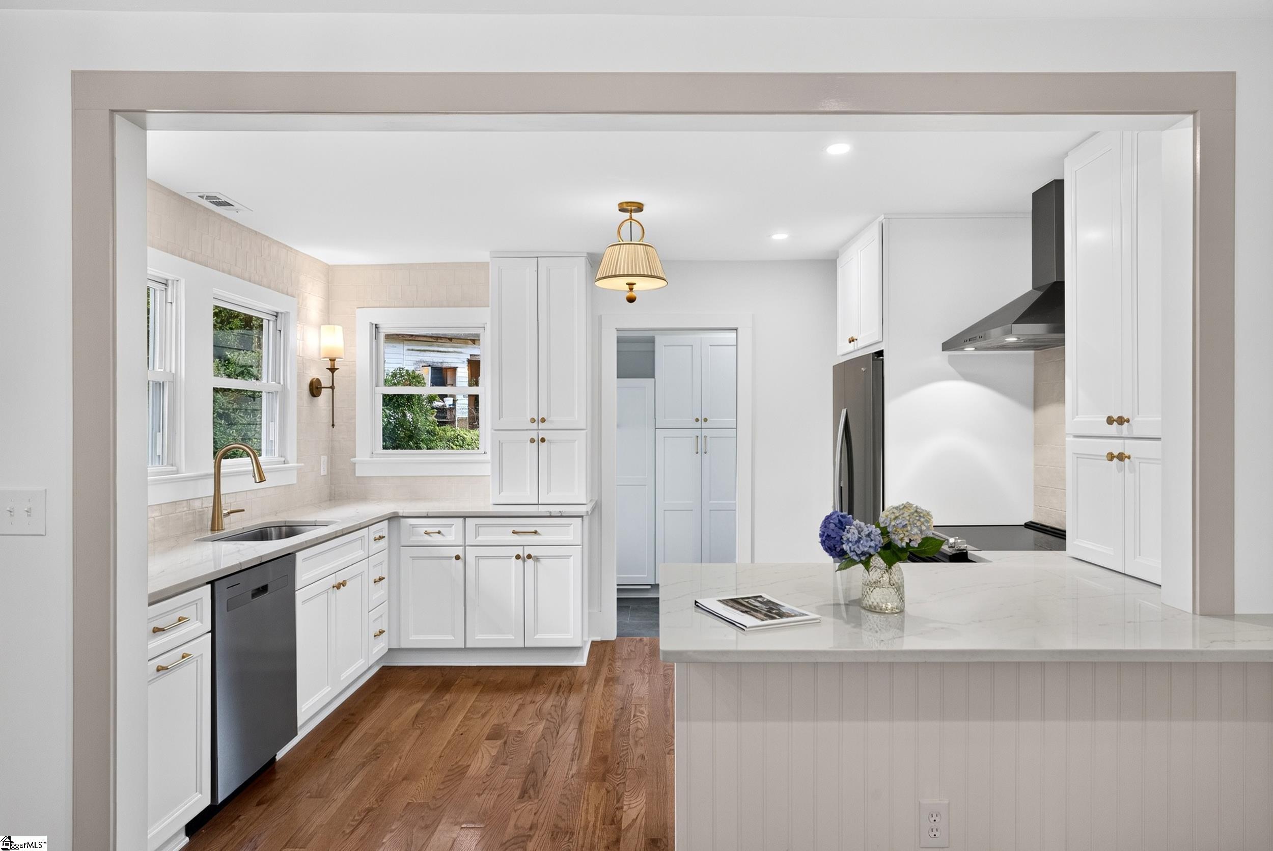 108 Beechwood Avenue Greenville, SC 29607