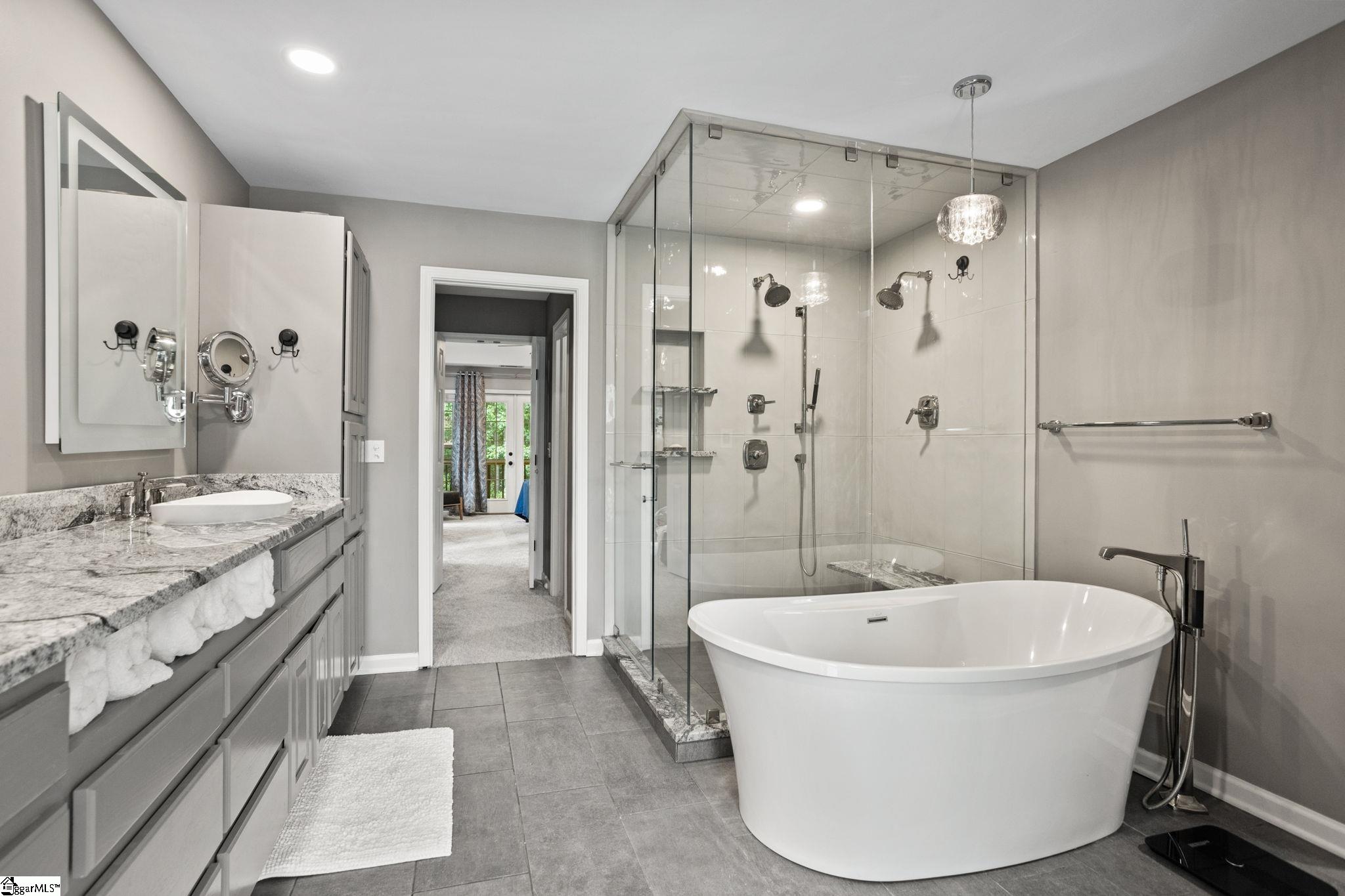 1104 Chickasaw Drive Westminster, SC 29693
