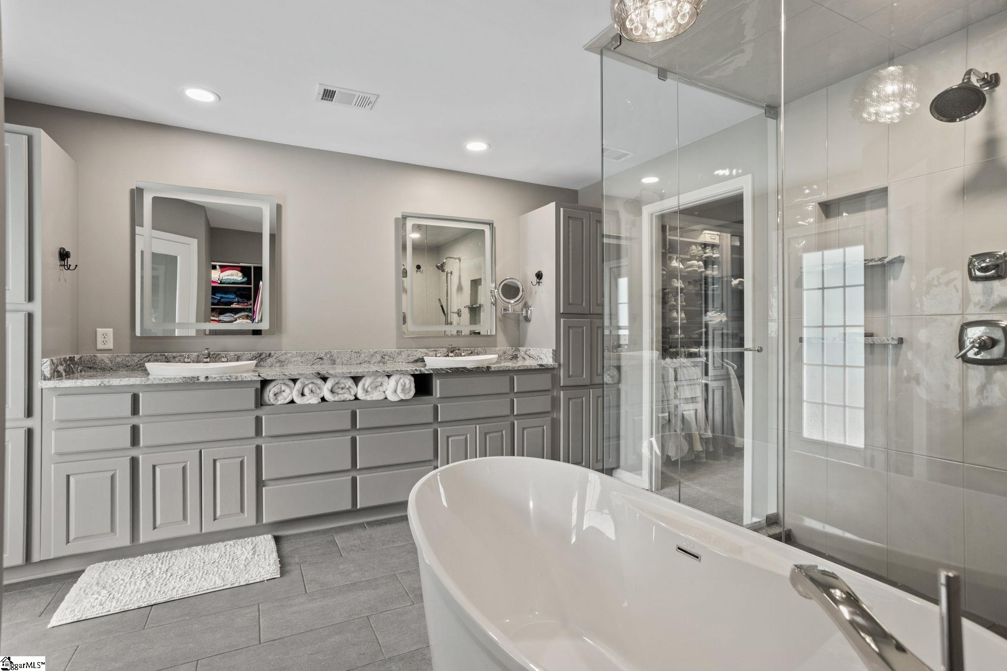 1104 Chickasaw Drive Westminster, SC 29693