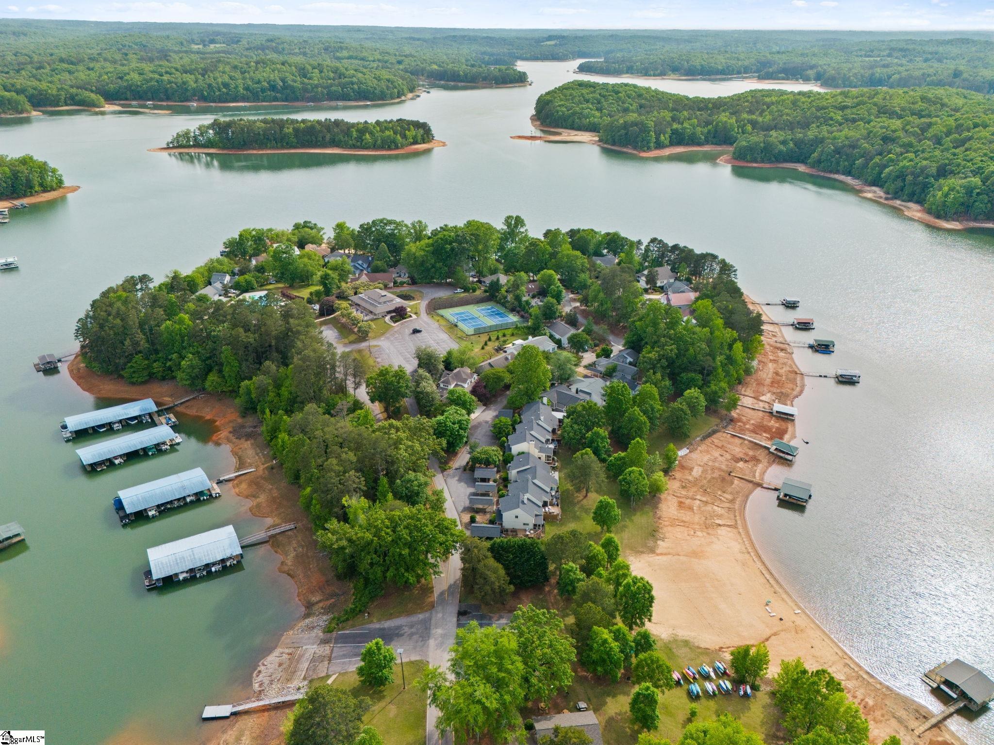1104 Chickasaw Drive Westminster, SC 29693