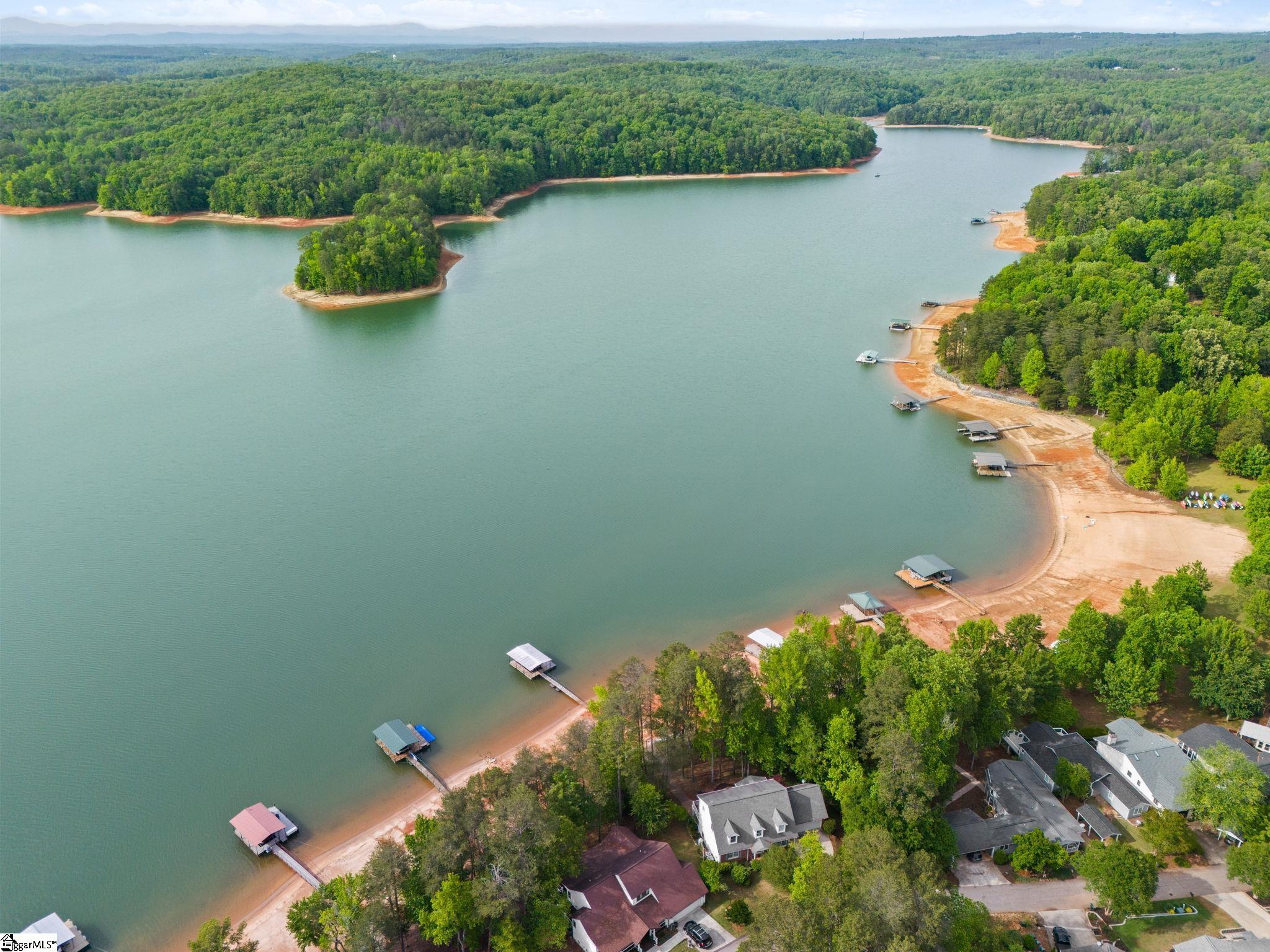 1104 Chickasaw Drive Westminster, SC 29693