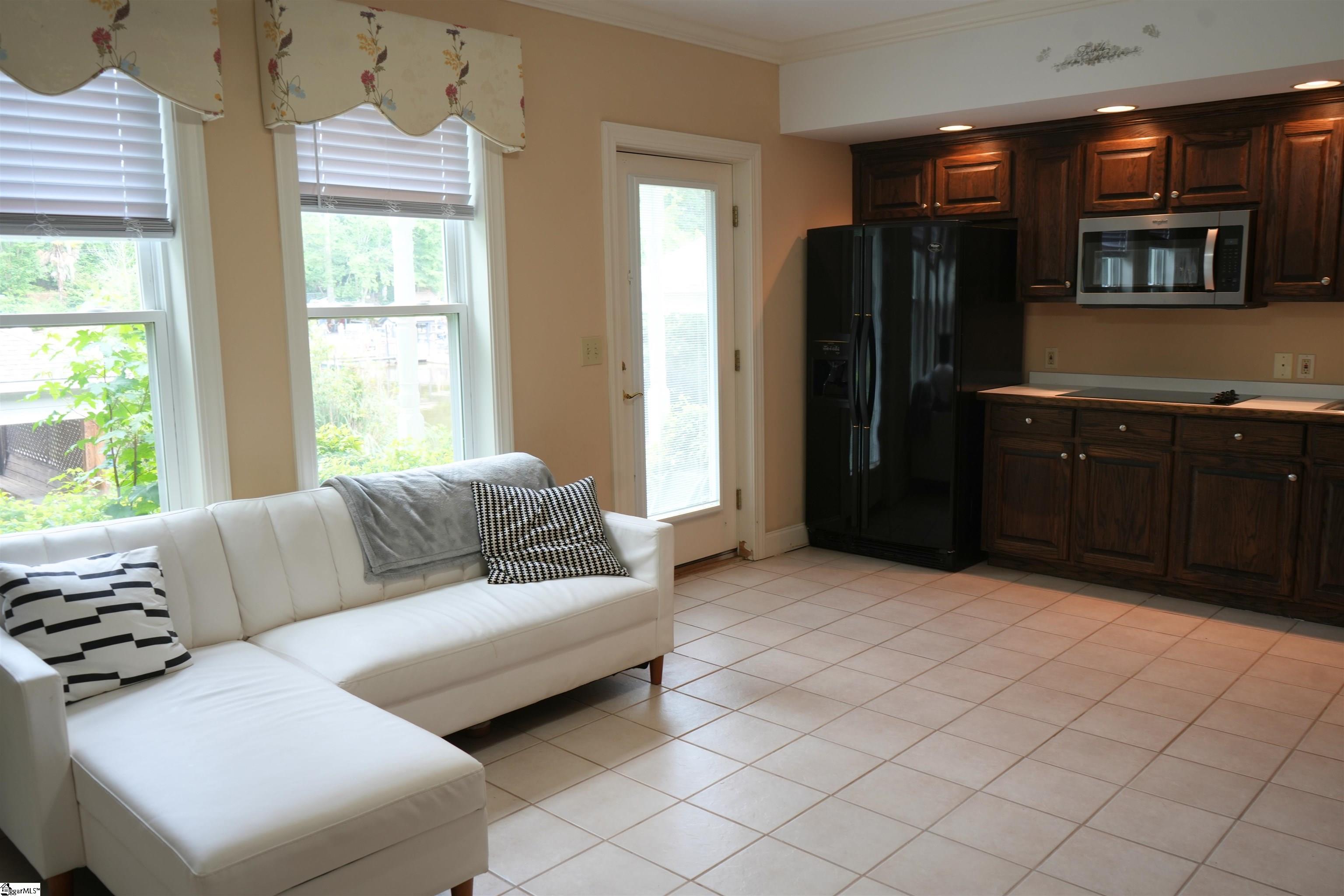 10 Scout Road Greenville, SC 29611