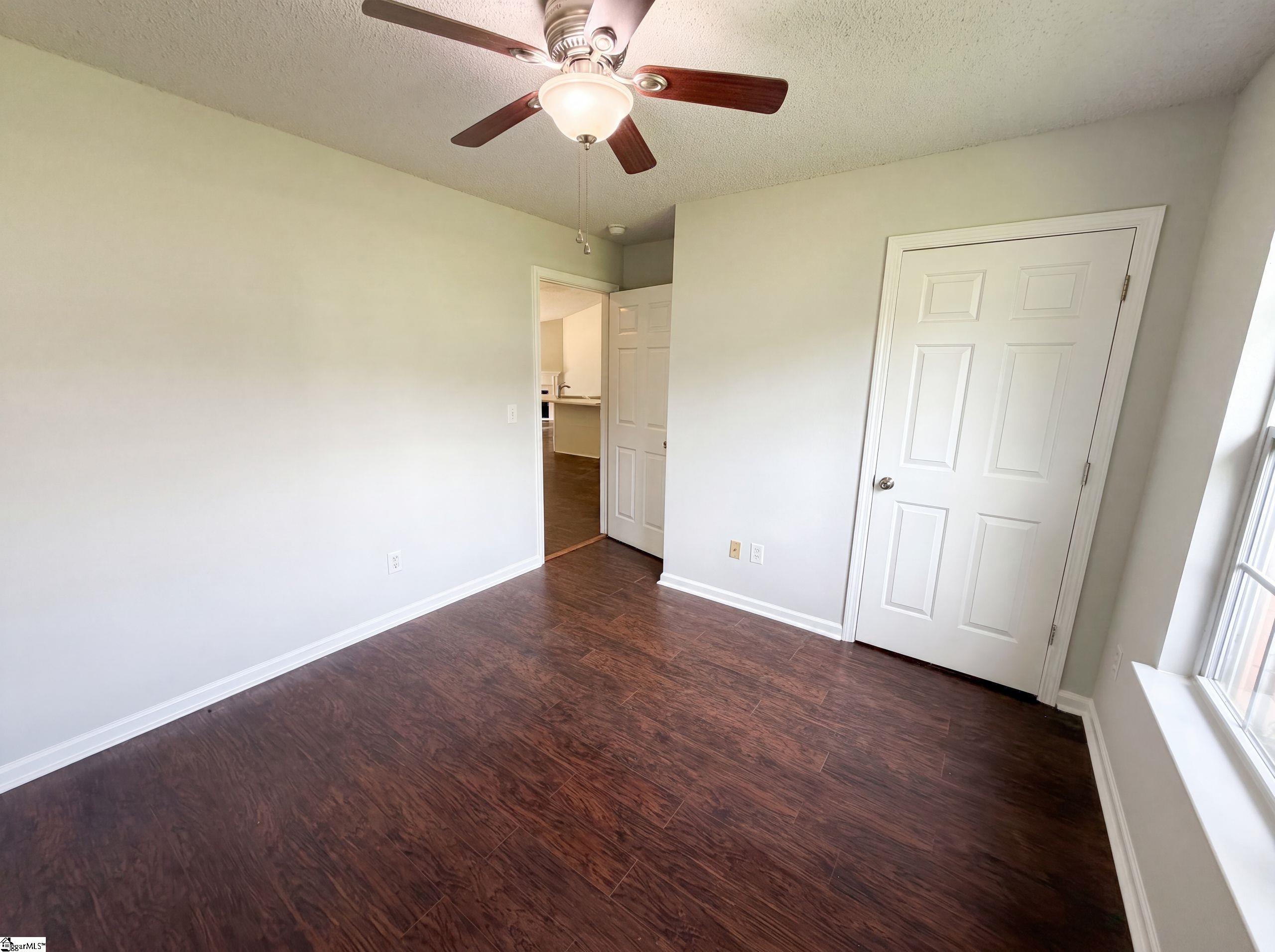 16 Red Mile Way Taylors, SC 29687