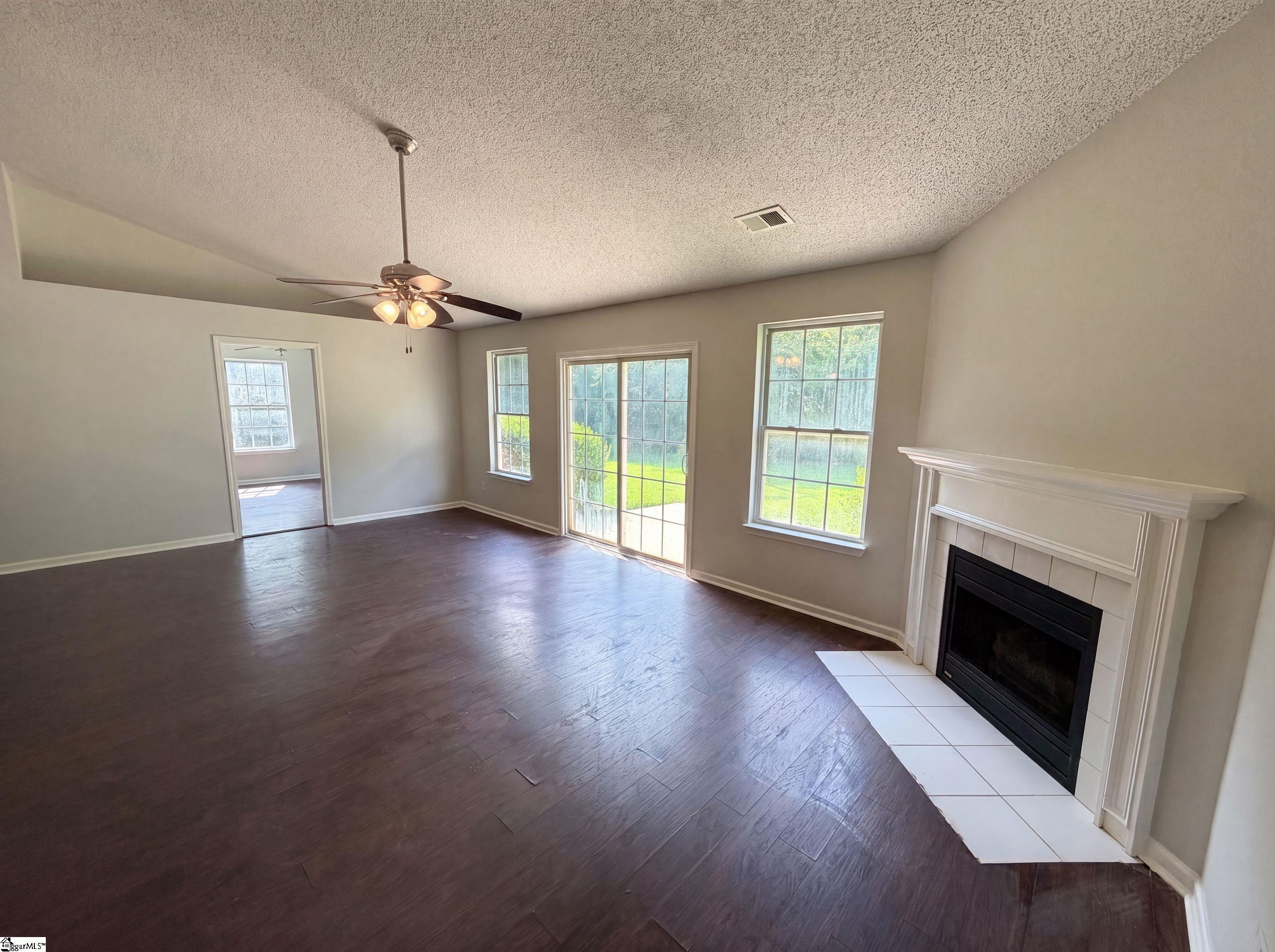 16 Red Mile Way Taylors, SC 29687