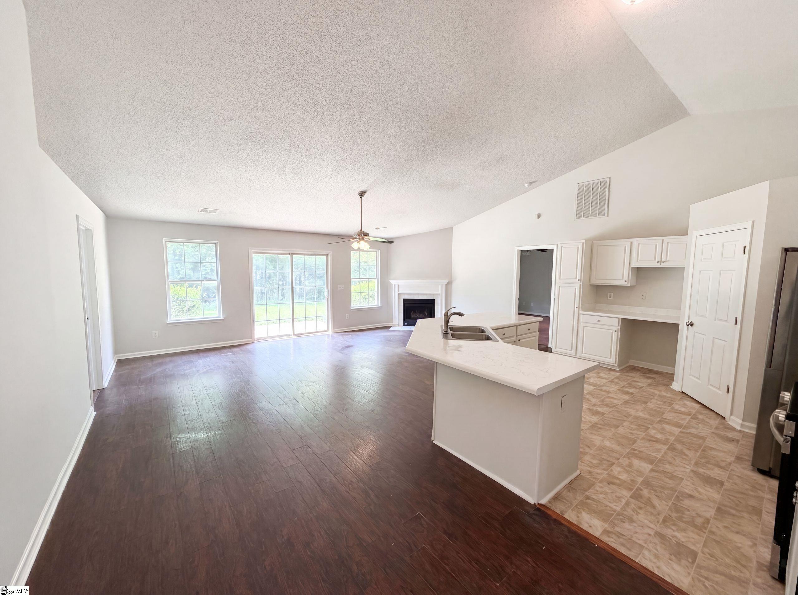 16 Red Mile Way Taylors, SC 29687