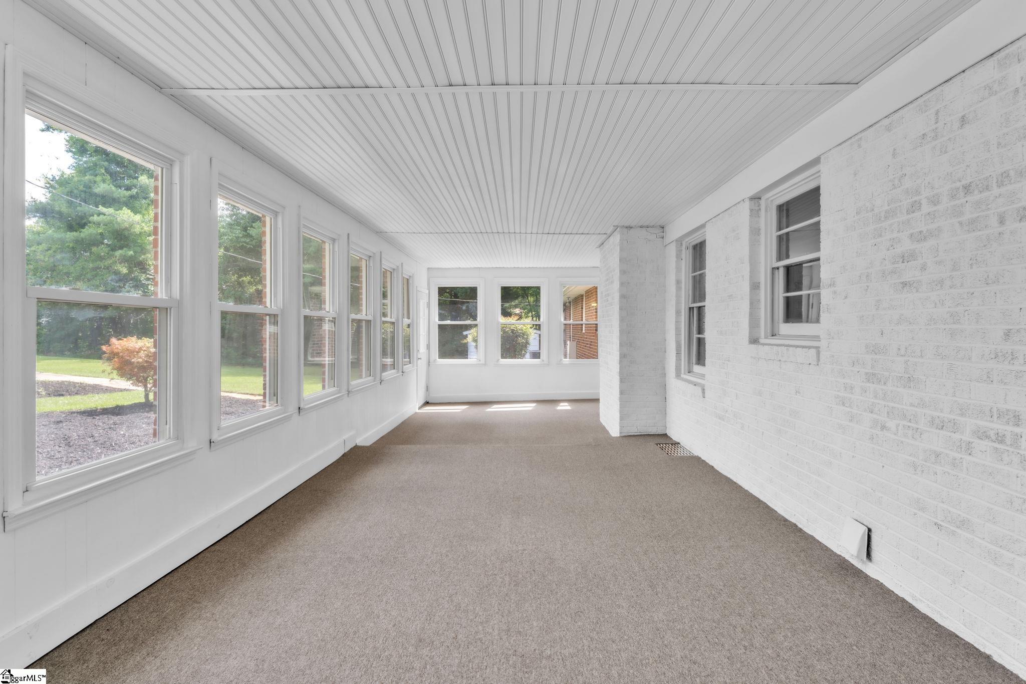 107 Carriage Lane Simpsonville, SC 29681