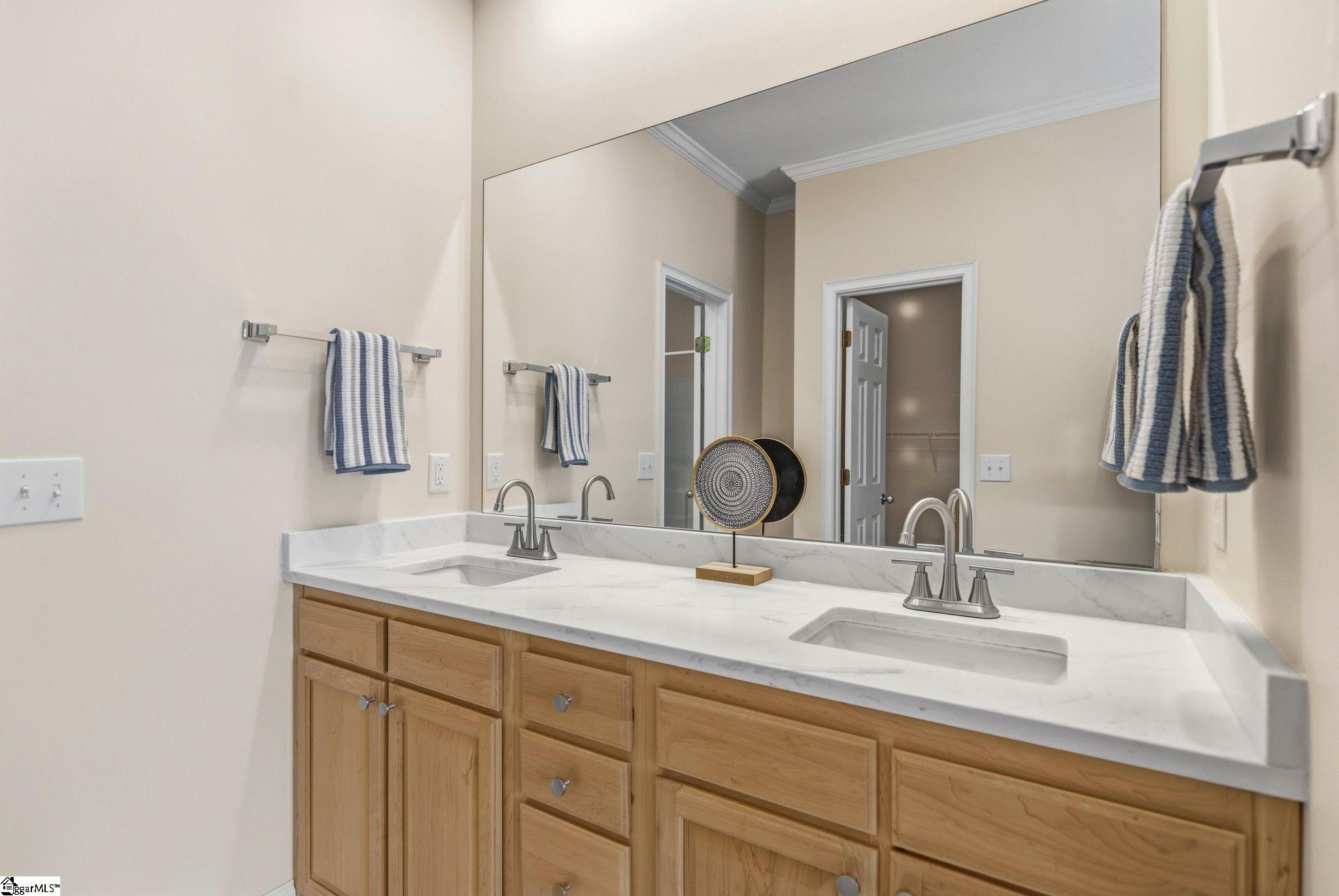 138 Yacht Drive Laurens, SC 29360