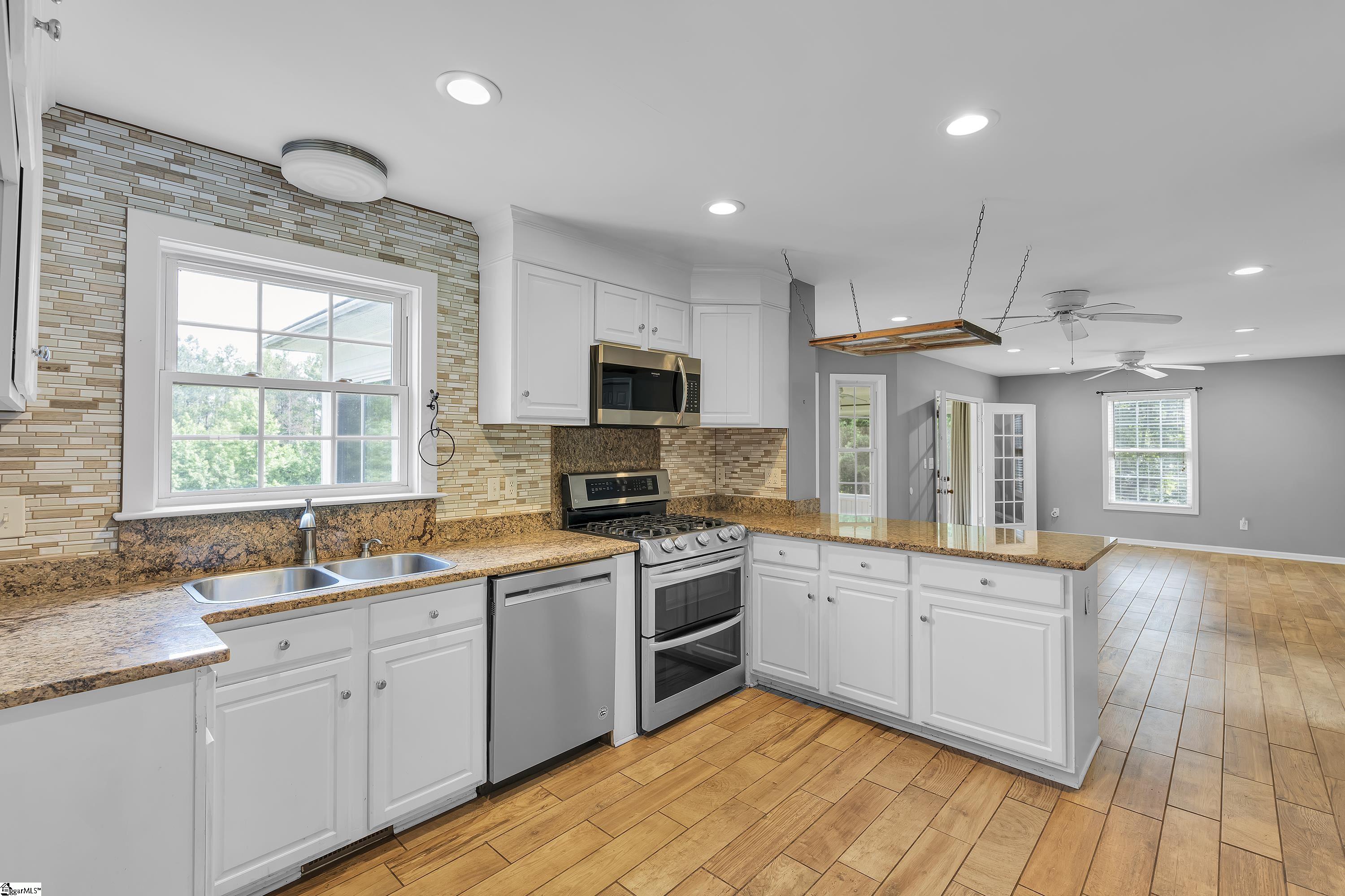 204 Long View Lane Pickens, SC 29671