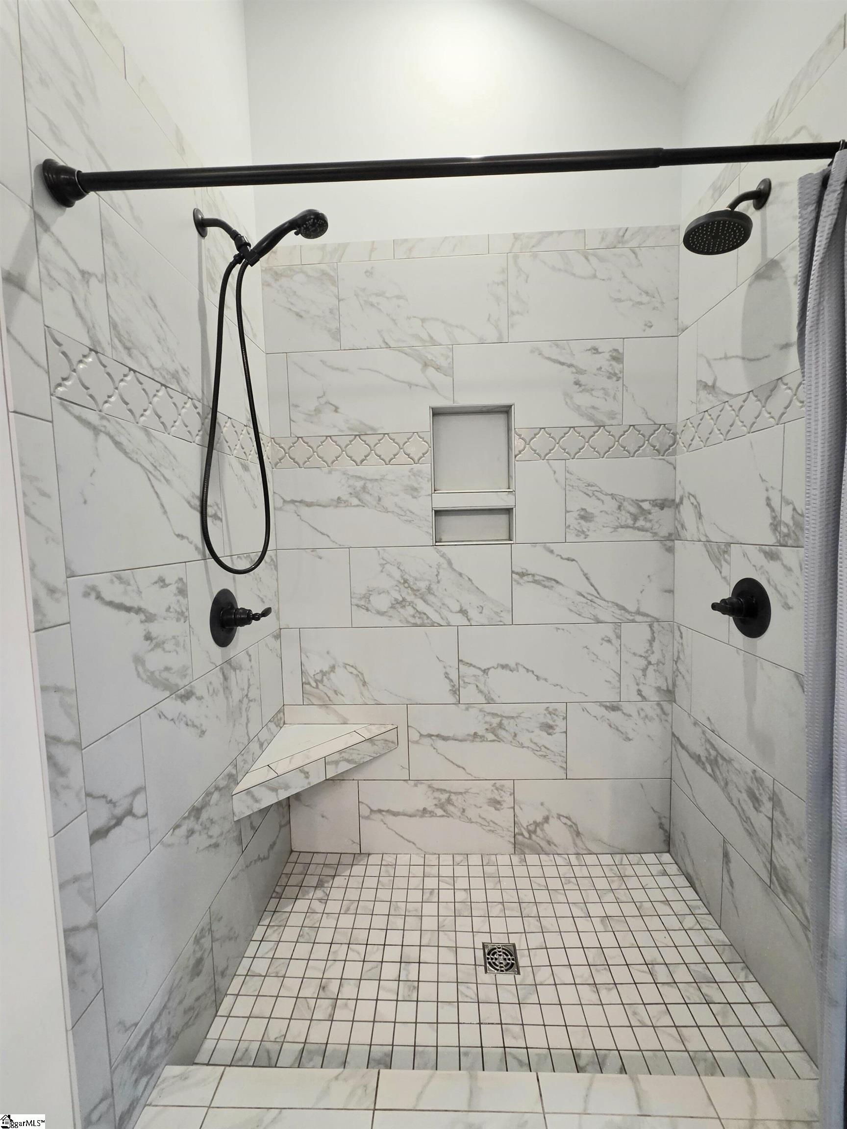 11 Lindsey Hill Trail Marietta, SC 29661