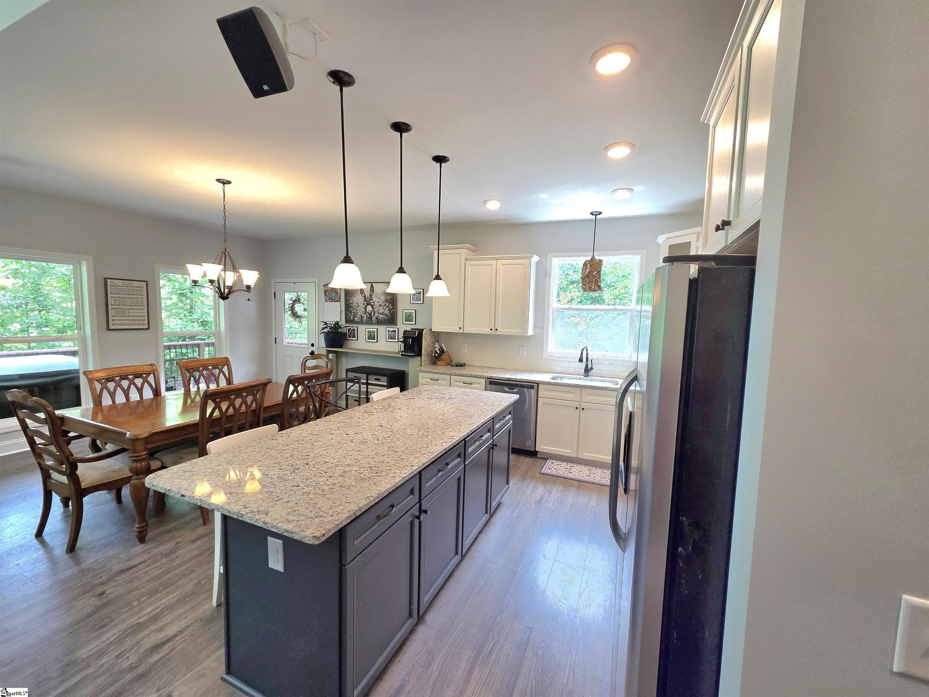 11 Lindsey Hill Trail Marietta, SC 29661