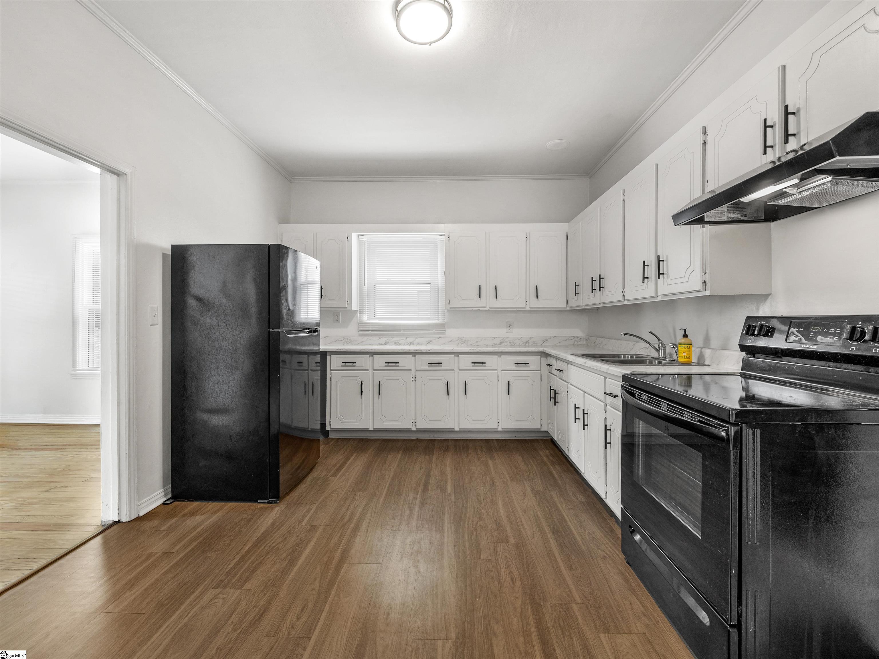 52 Hutchins Street Greenville, SC 29605
