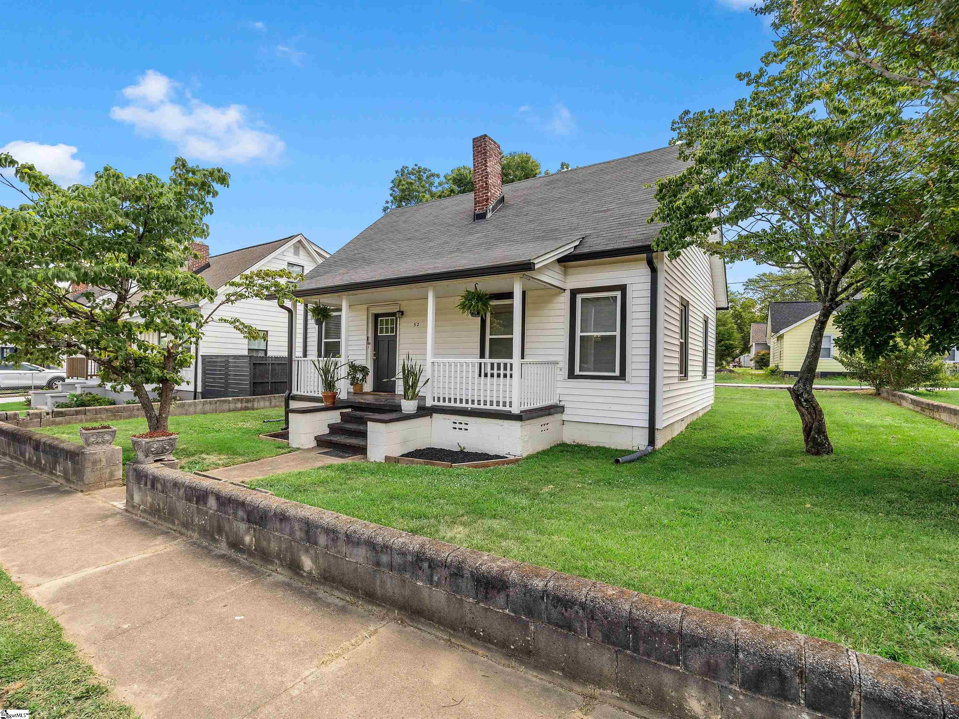 52 Hutchins Street Greenville, SC 29605