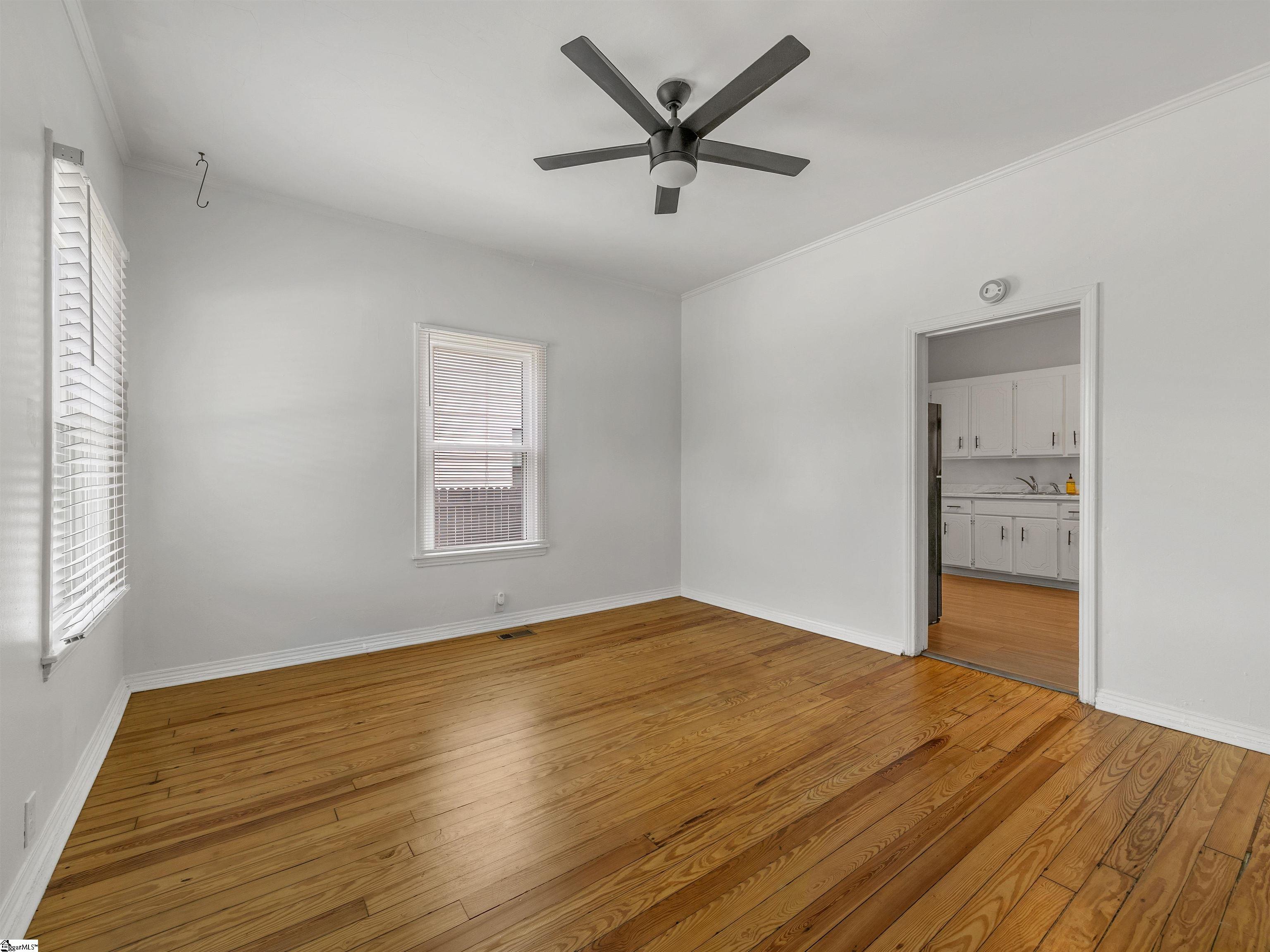 52 Hutchins Street Greenville, SC 29605