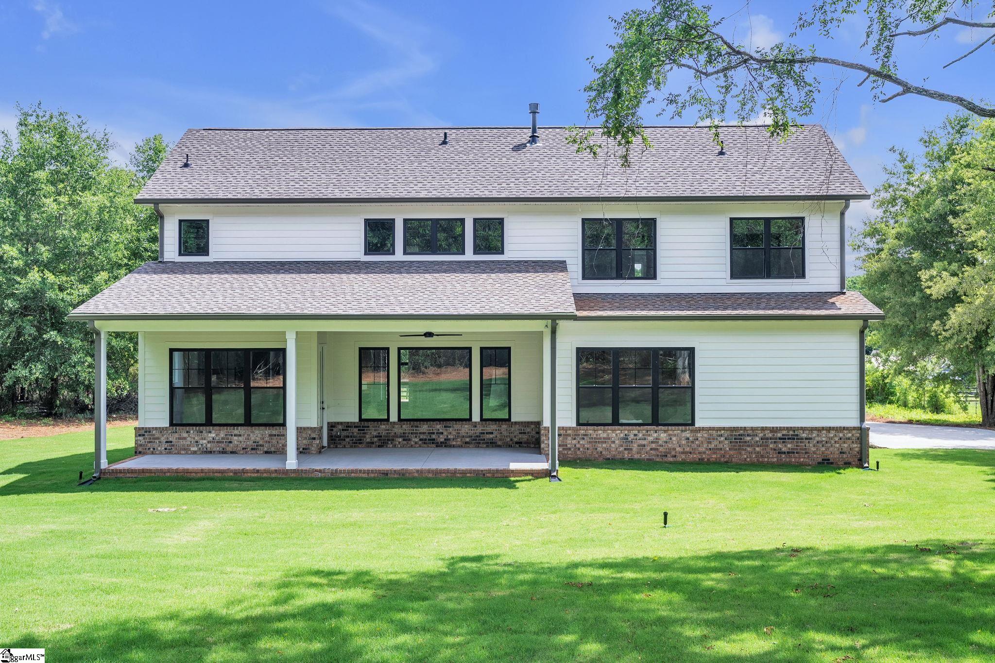 152 Hickory Road Williamston, SC 29697