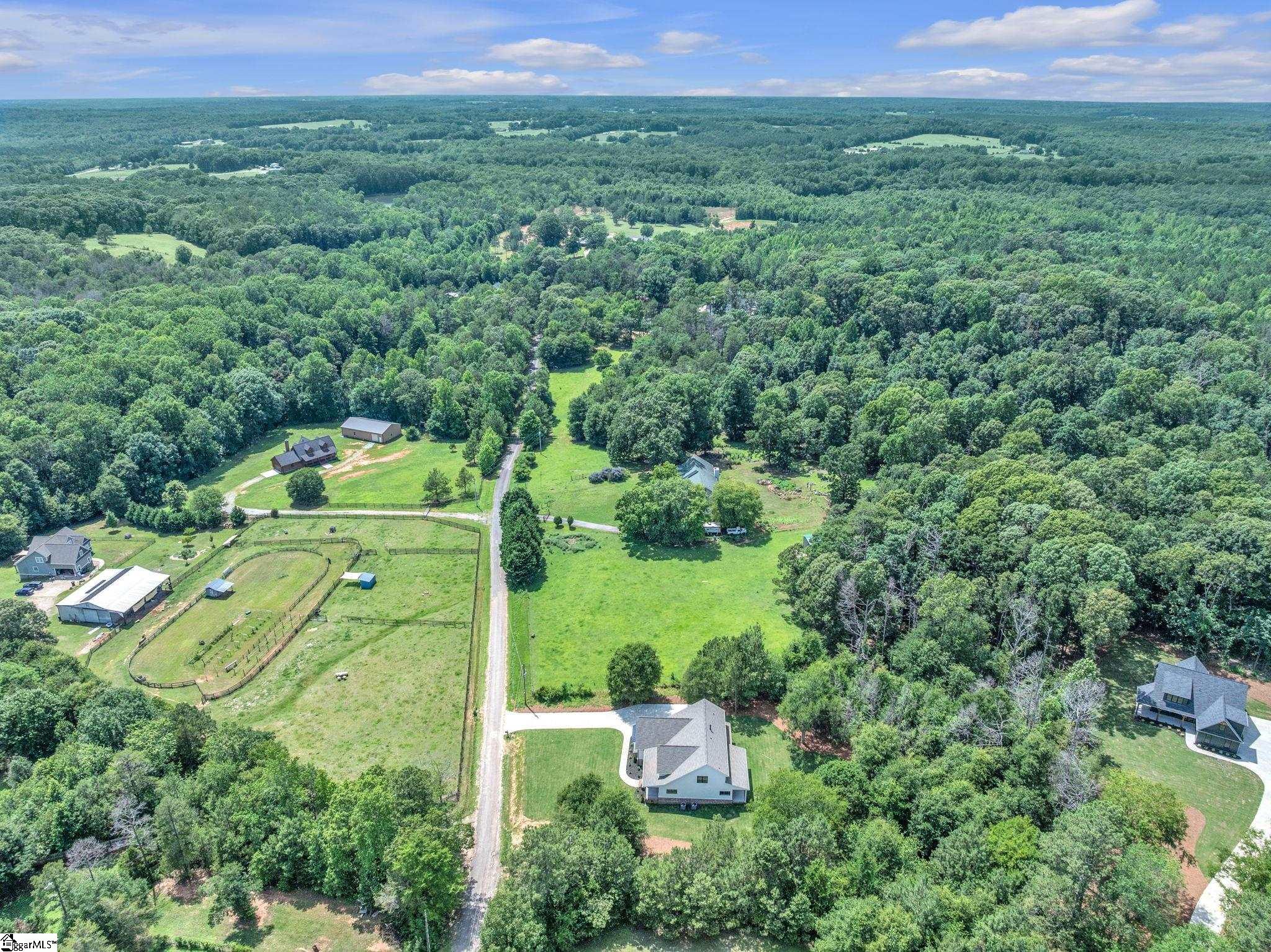 152 Hickory Road Williamston, SC 29697