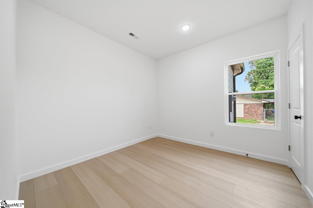 121 Sims Lane Spartanburg, SC 29307