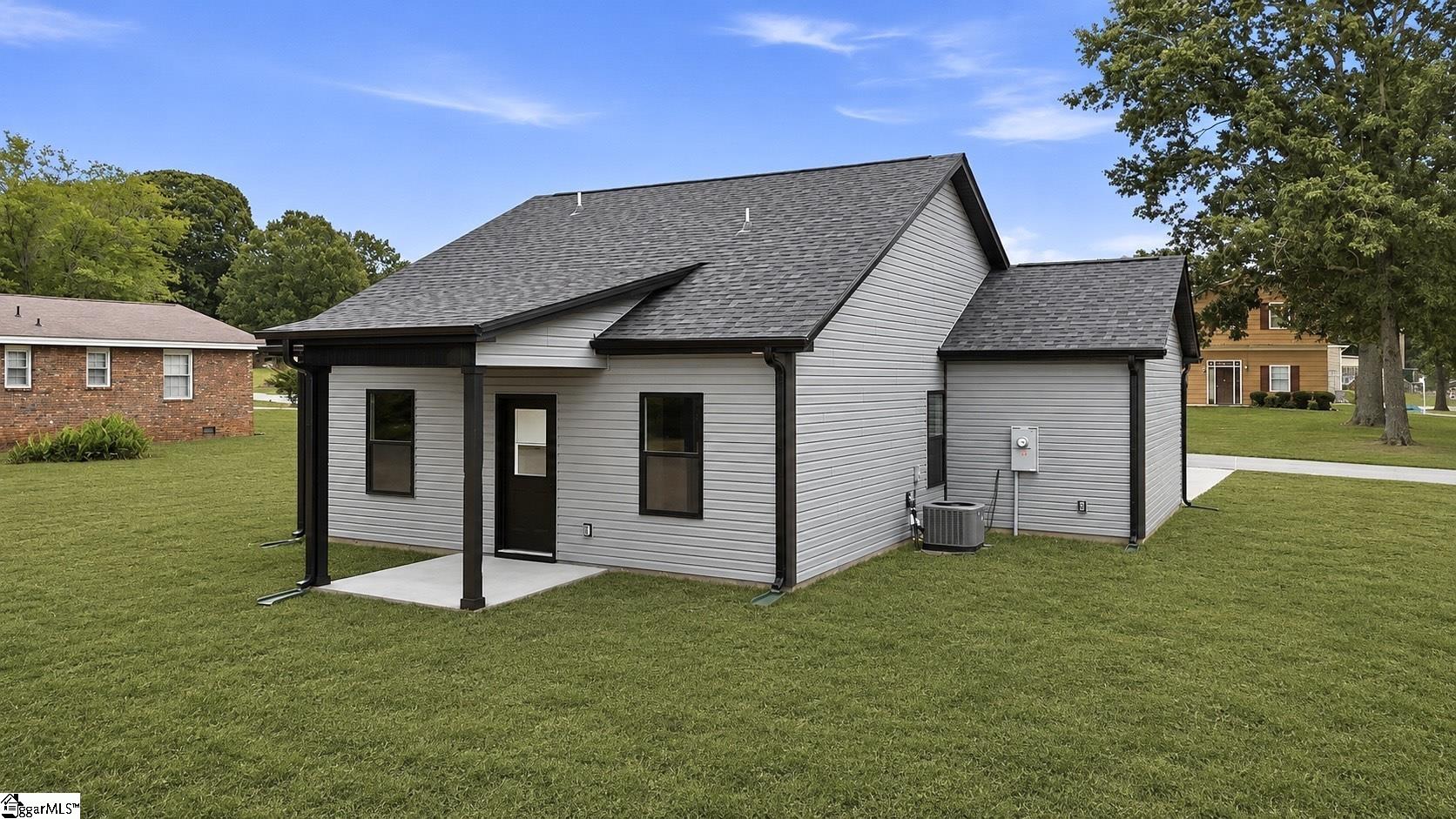 121 Sims Lane Spartanburg, SC 29307