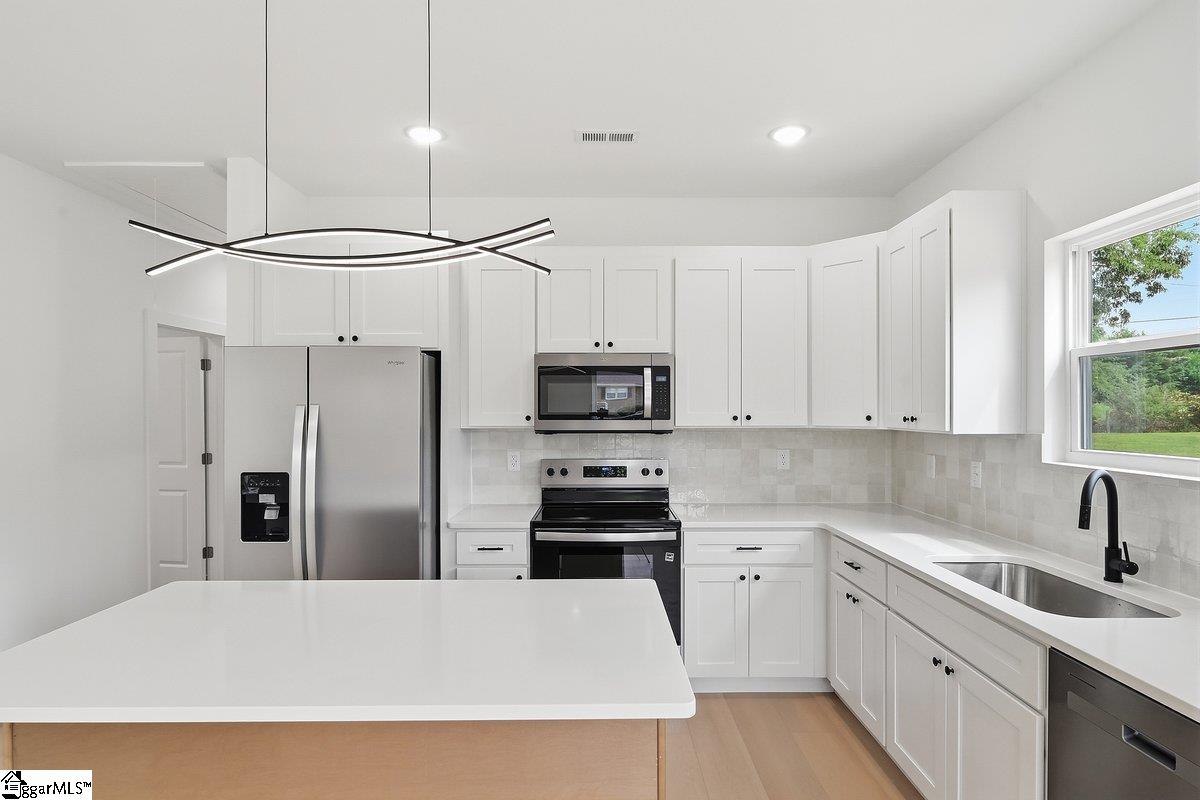 121 Sims Lane Spartanburg, SC 29307