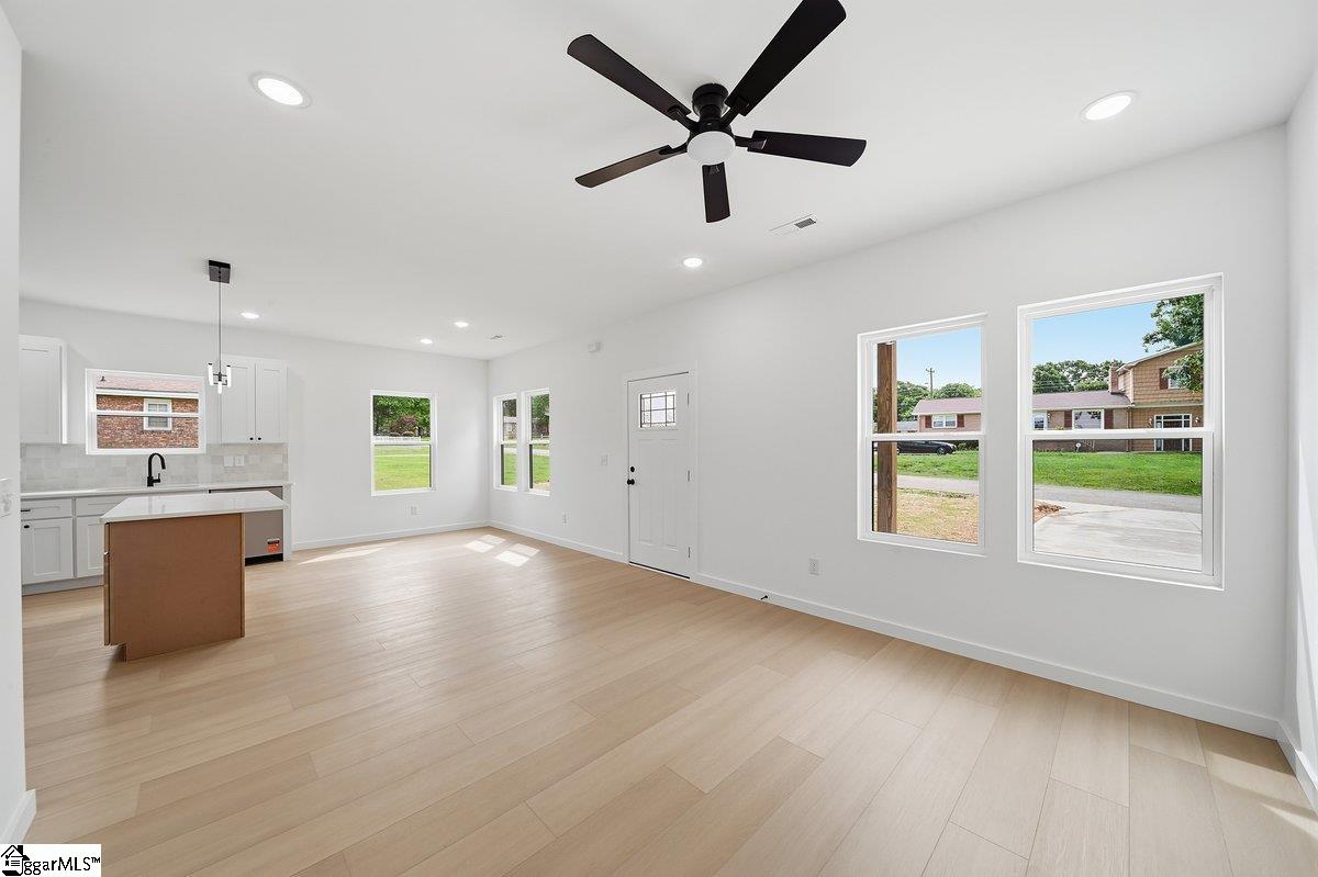 121 Sims Lane Spartanburg, SC 29307