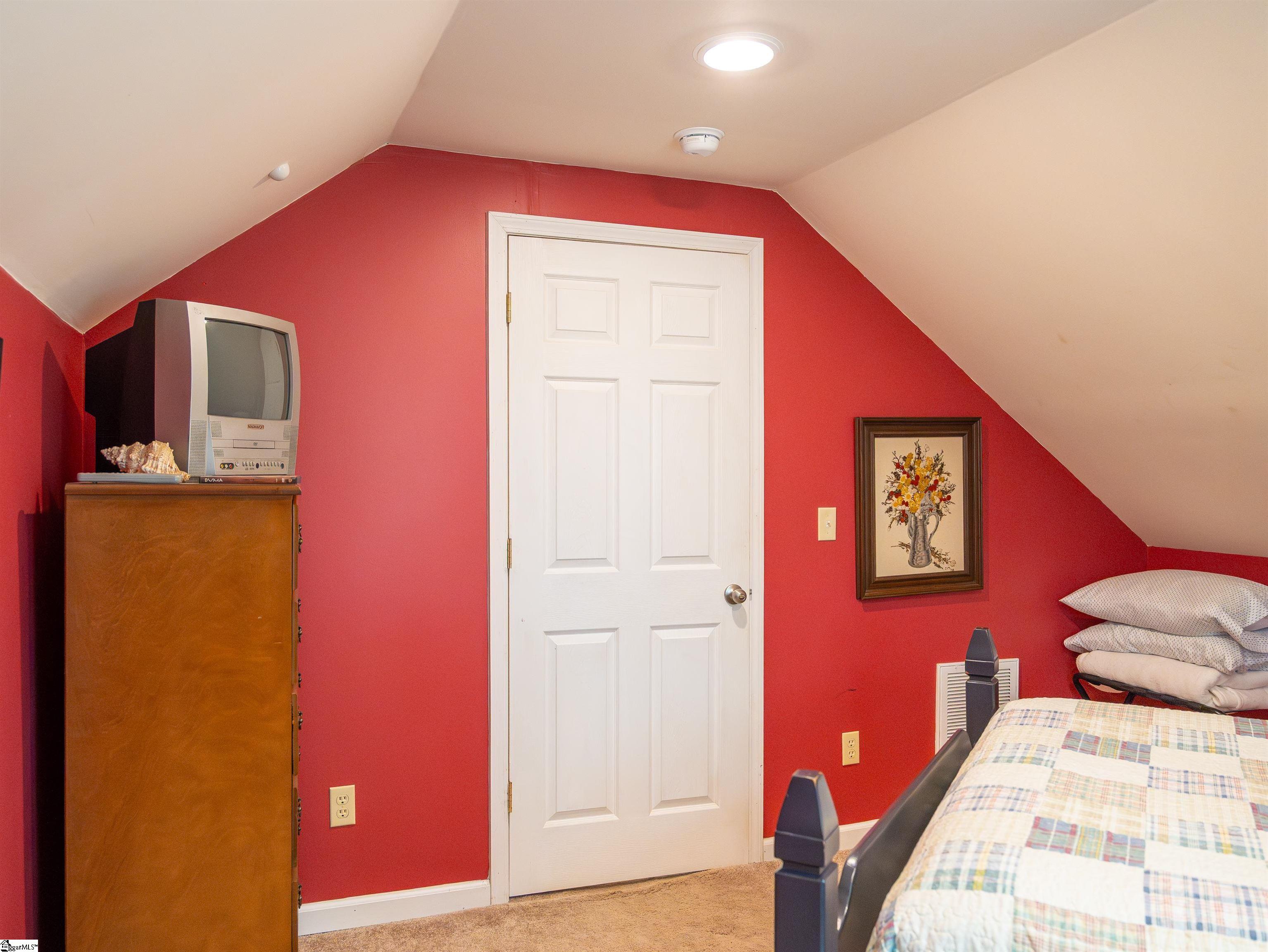 187 Shepherd Springs Drive Cleveland, SC 29635